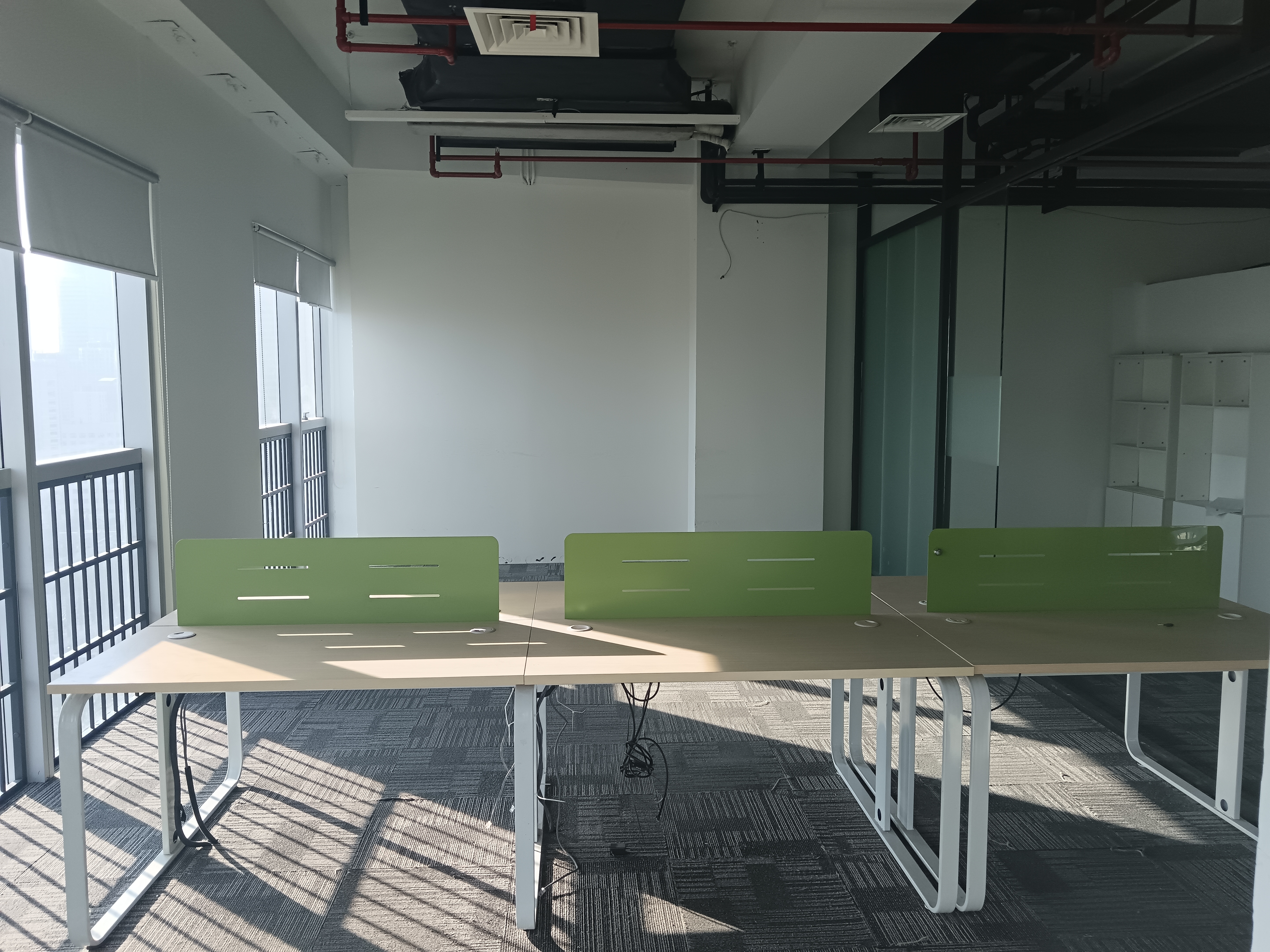 中山公园绿地商务大厦128平米写字楼出租