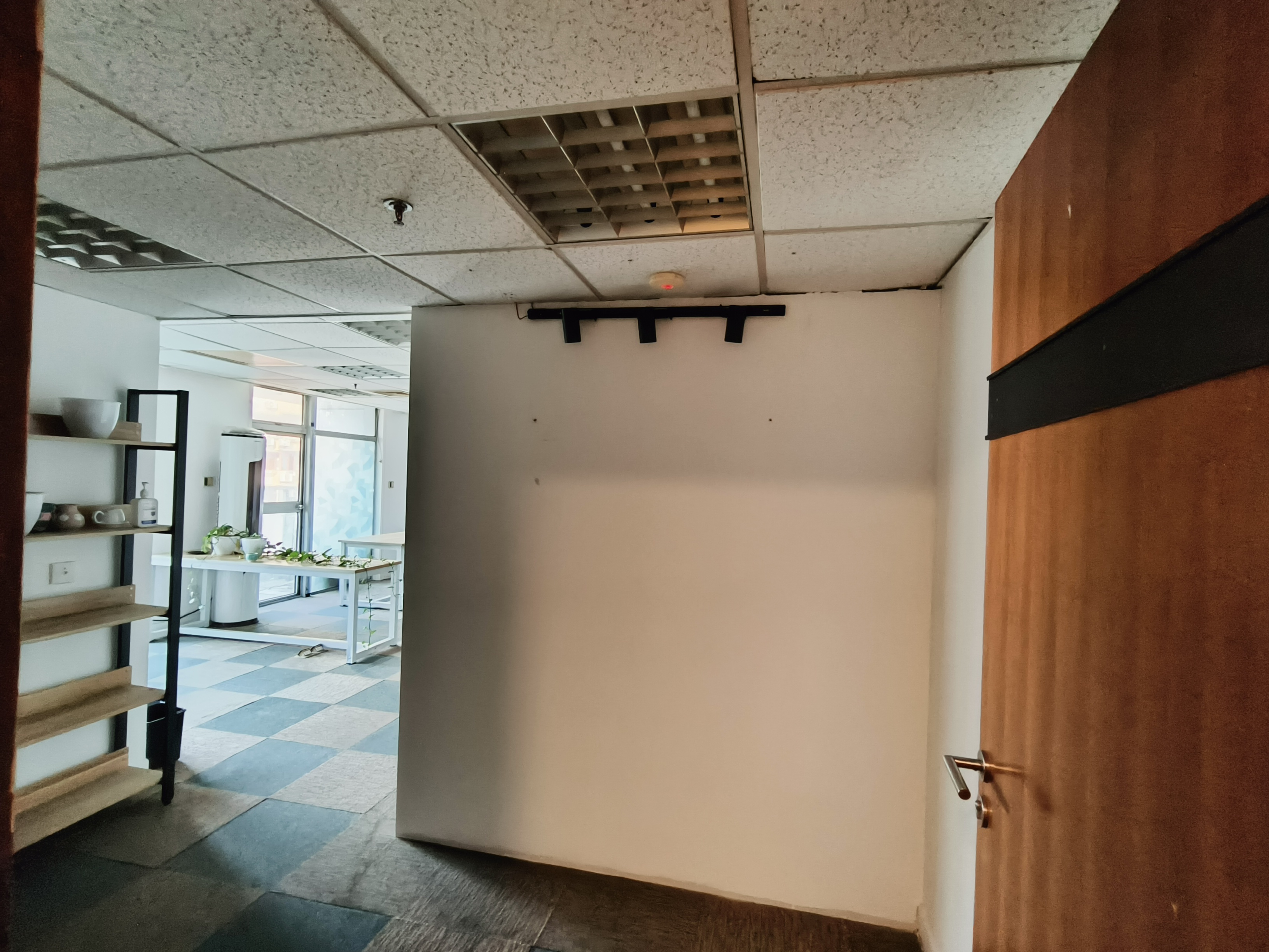 淮海中路淮海中华大厦78平米写字楼出租