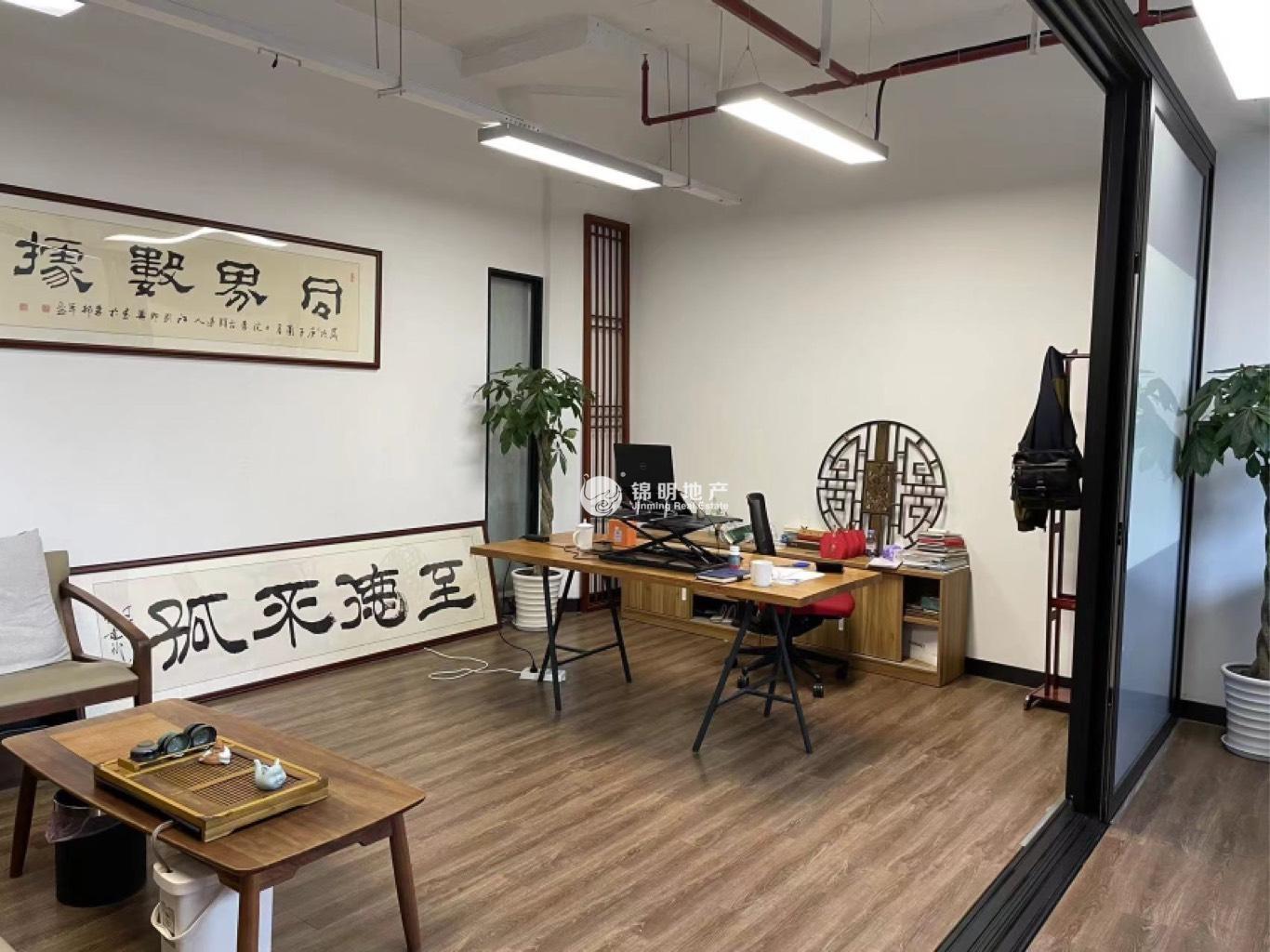 西藏北路四行仓库光三分库216平米写字楼出租
