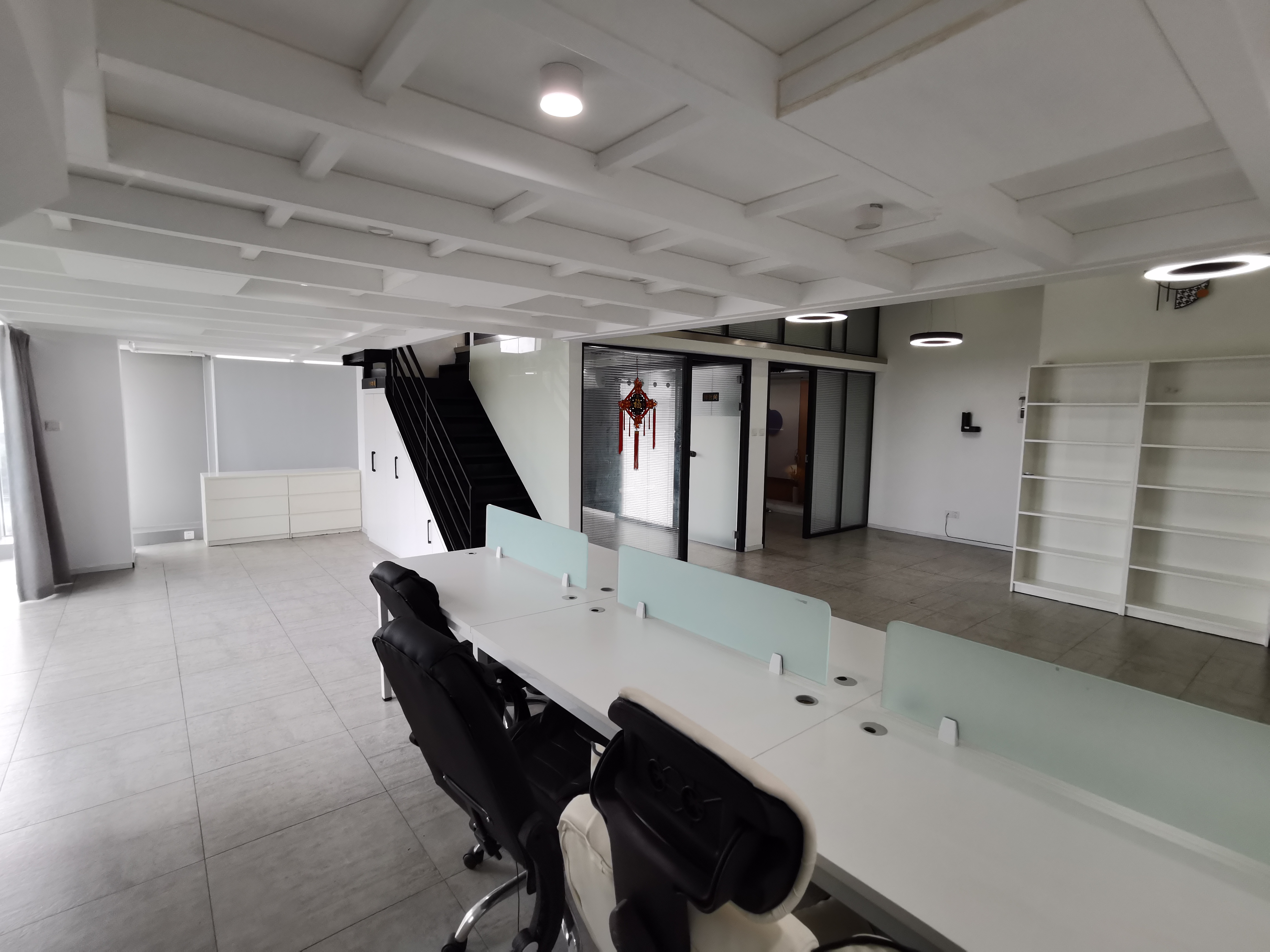 七宝万科七宝国际127平米写字楼出租