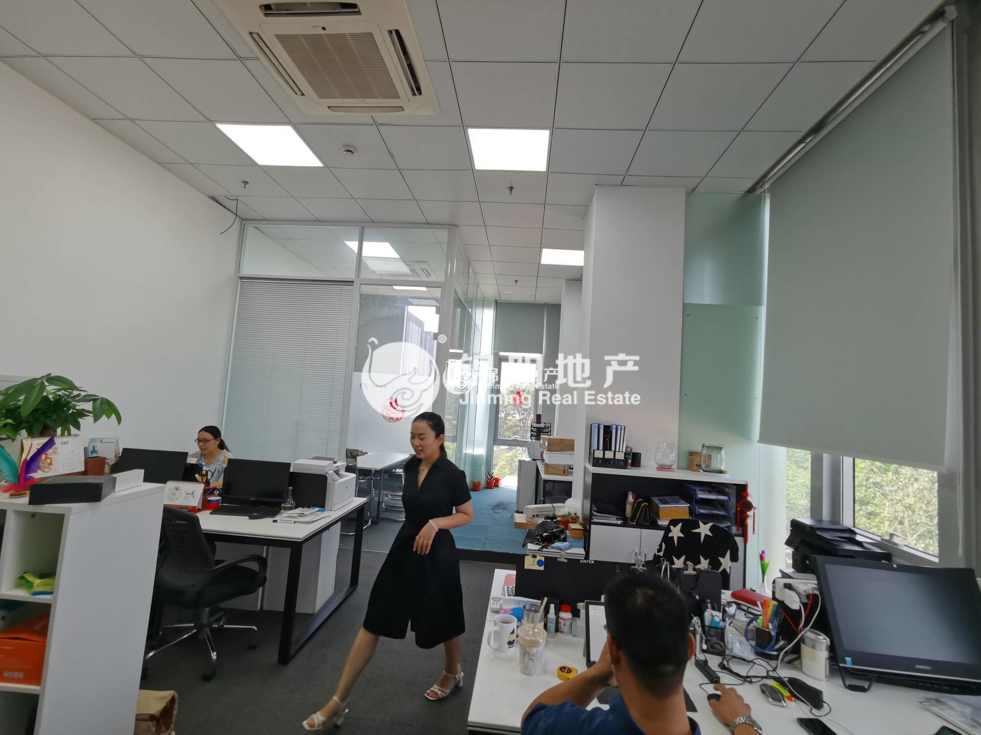 七宝万科七宝国际70平米写字楼出租