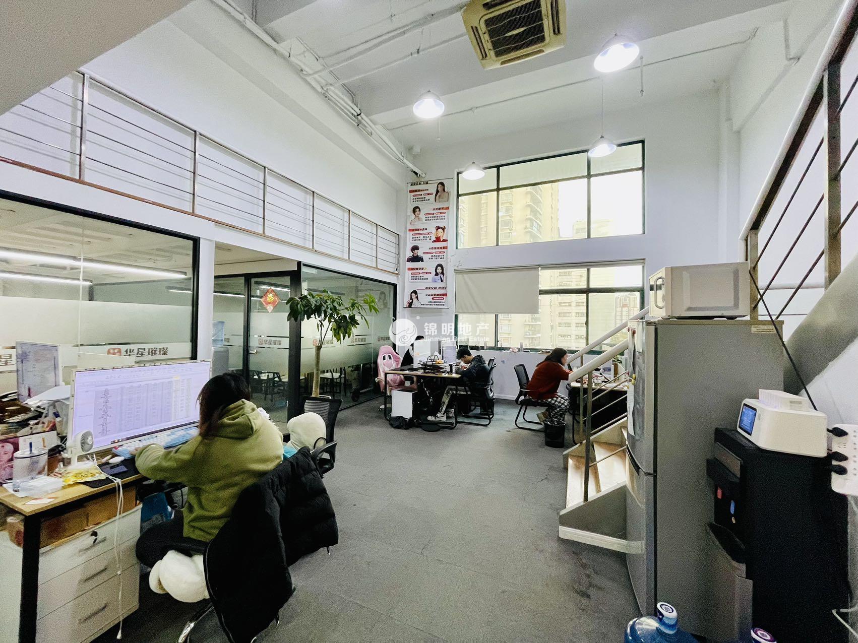 中山公园禾森商务中心322平米写字楼出租
