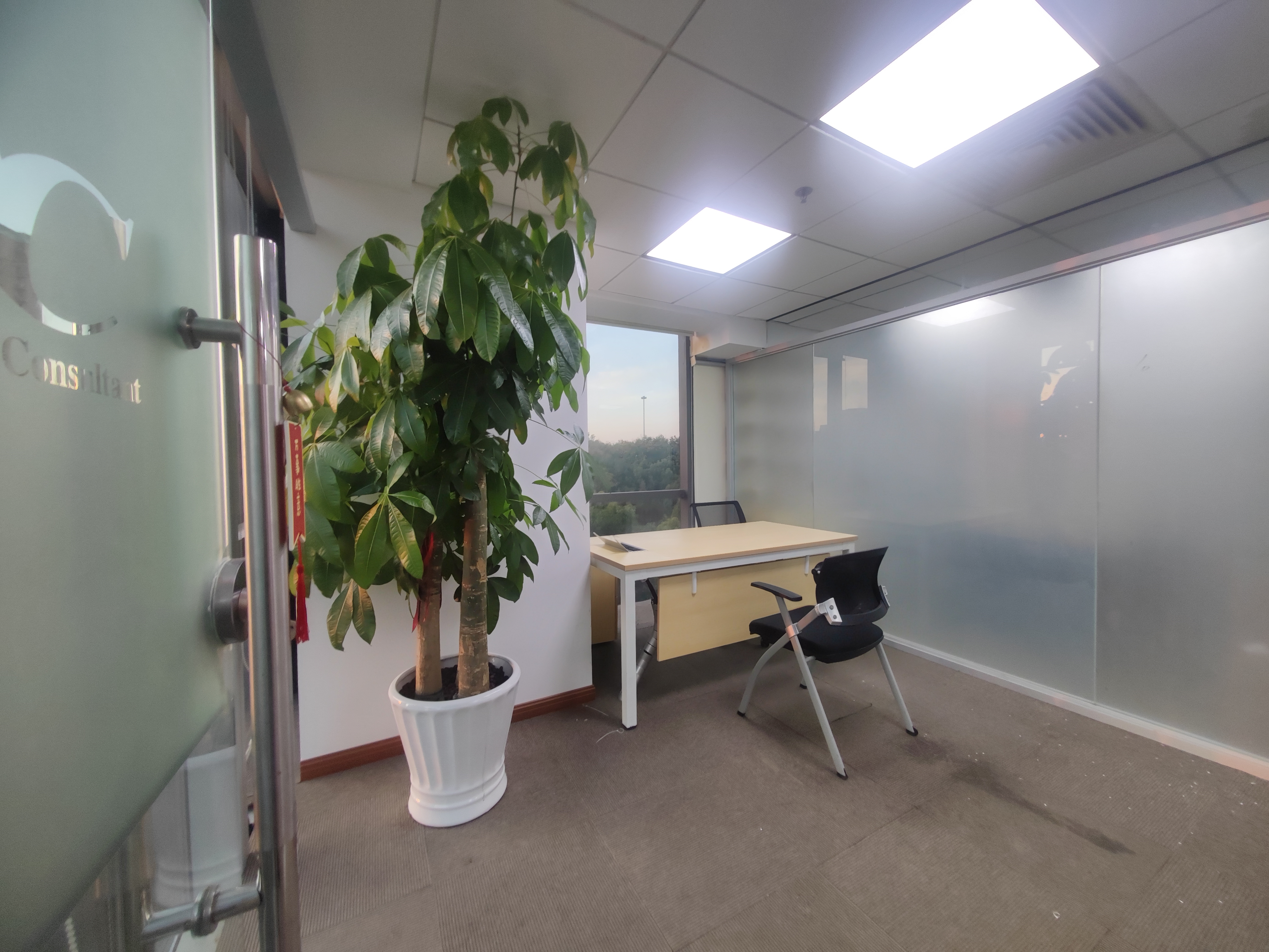 莘庄绿地蓝海115平米写字楼出租