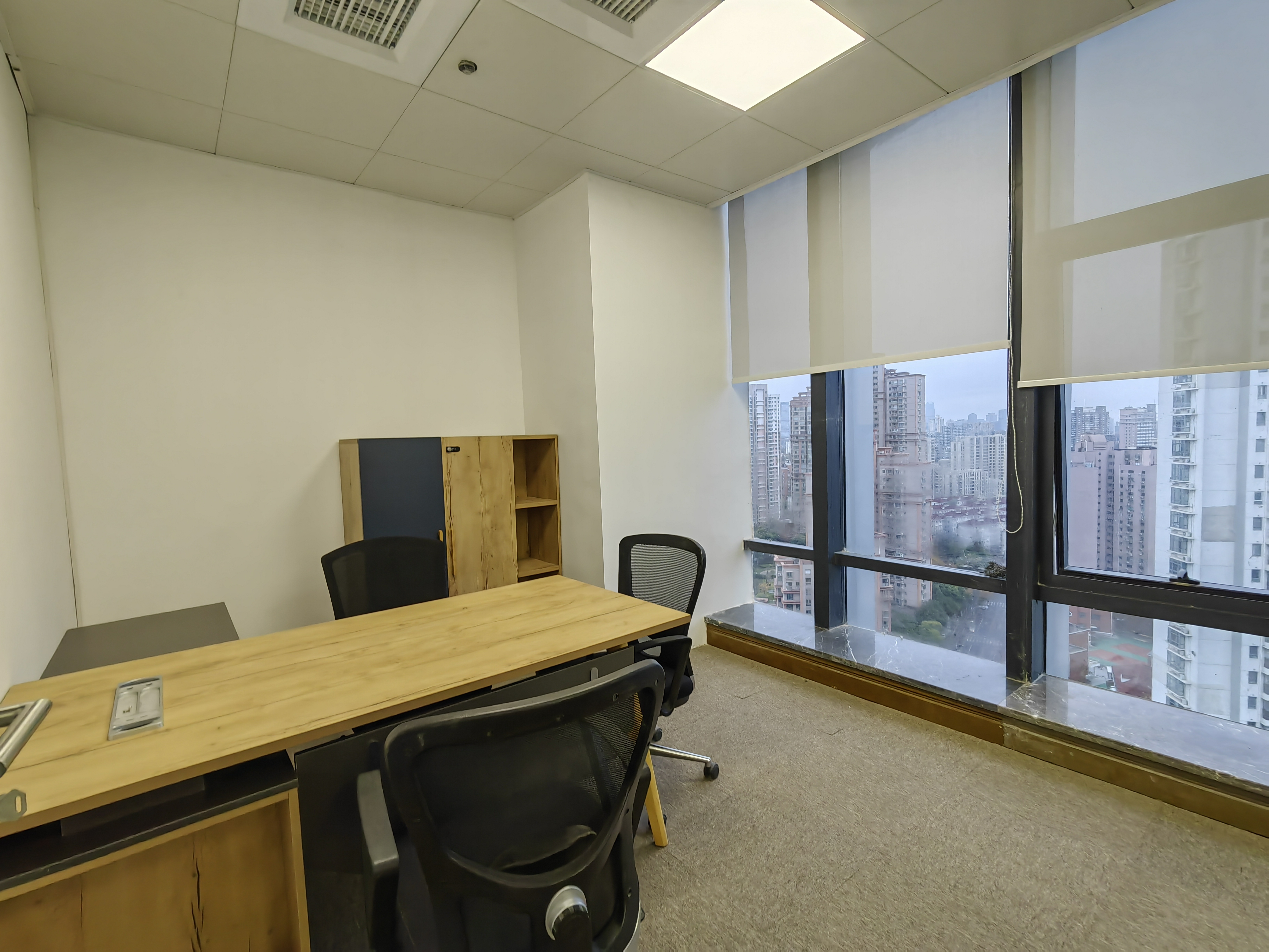 曹杨汇融大厦138平米写字楼出租