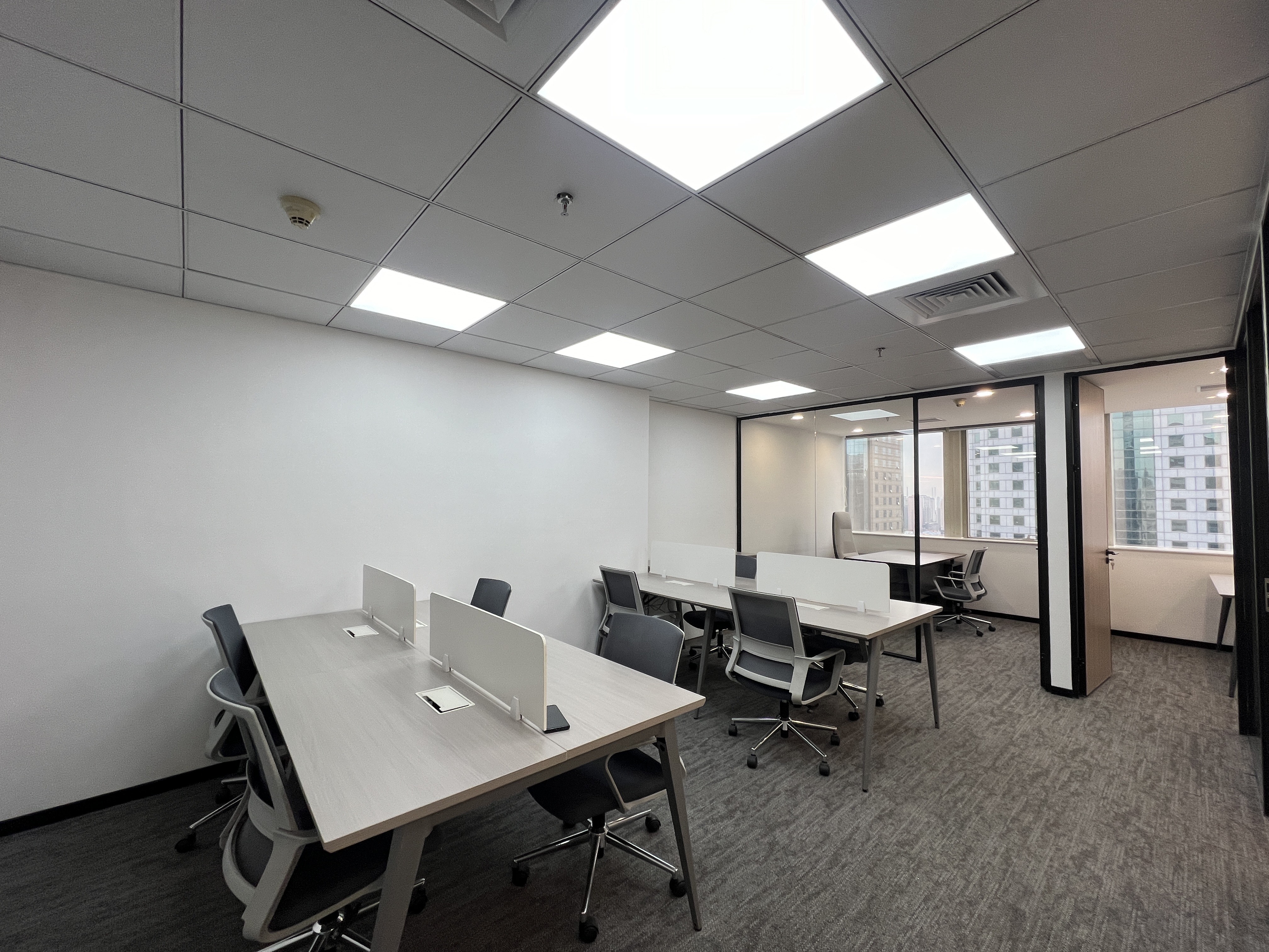 潍坊东方国际科技大厦102平米写字楼出租