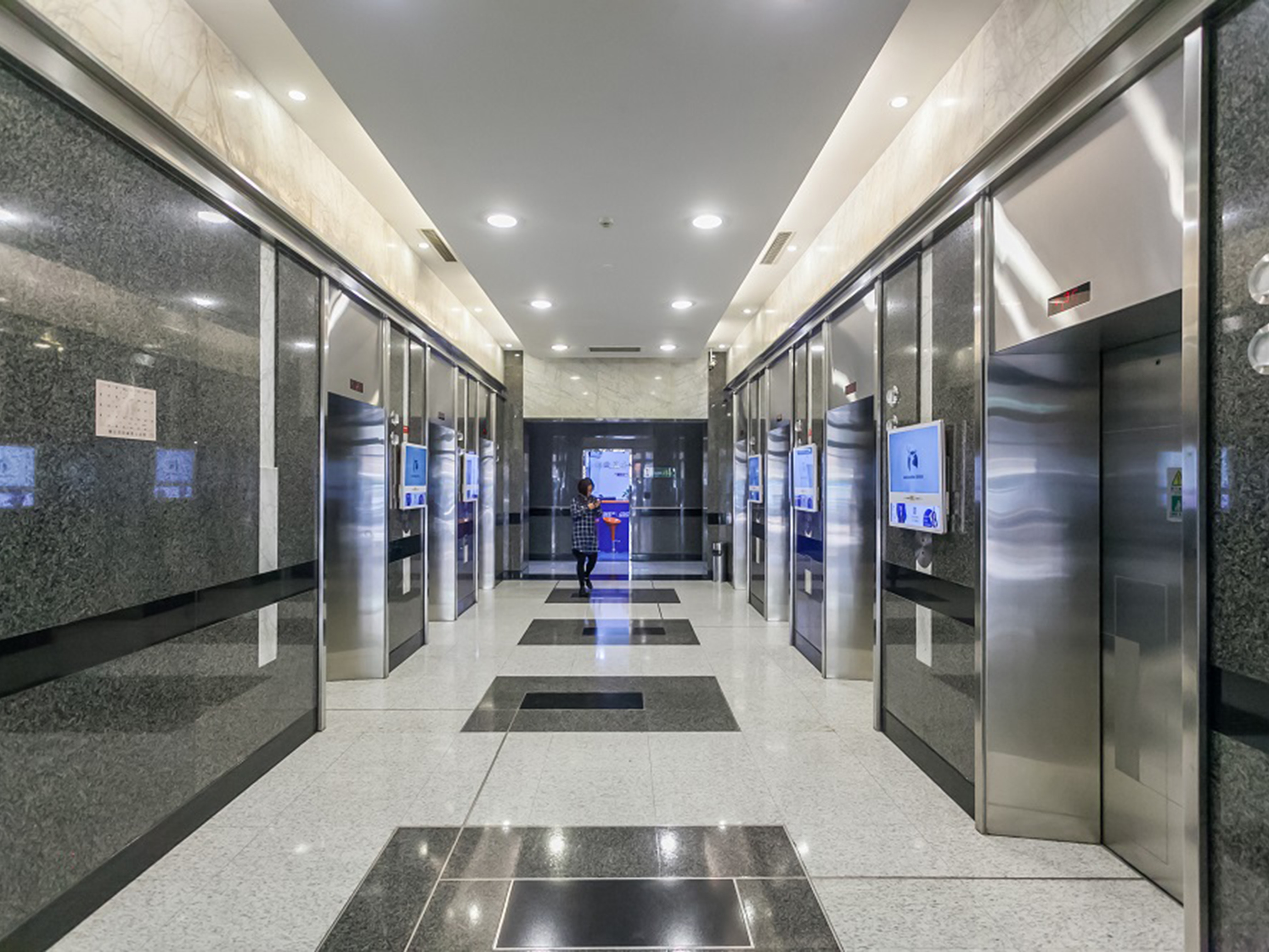 徐家汇兆丰环球大厦174平米写字楼出租