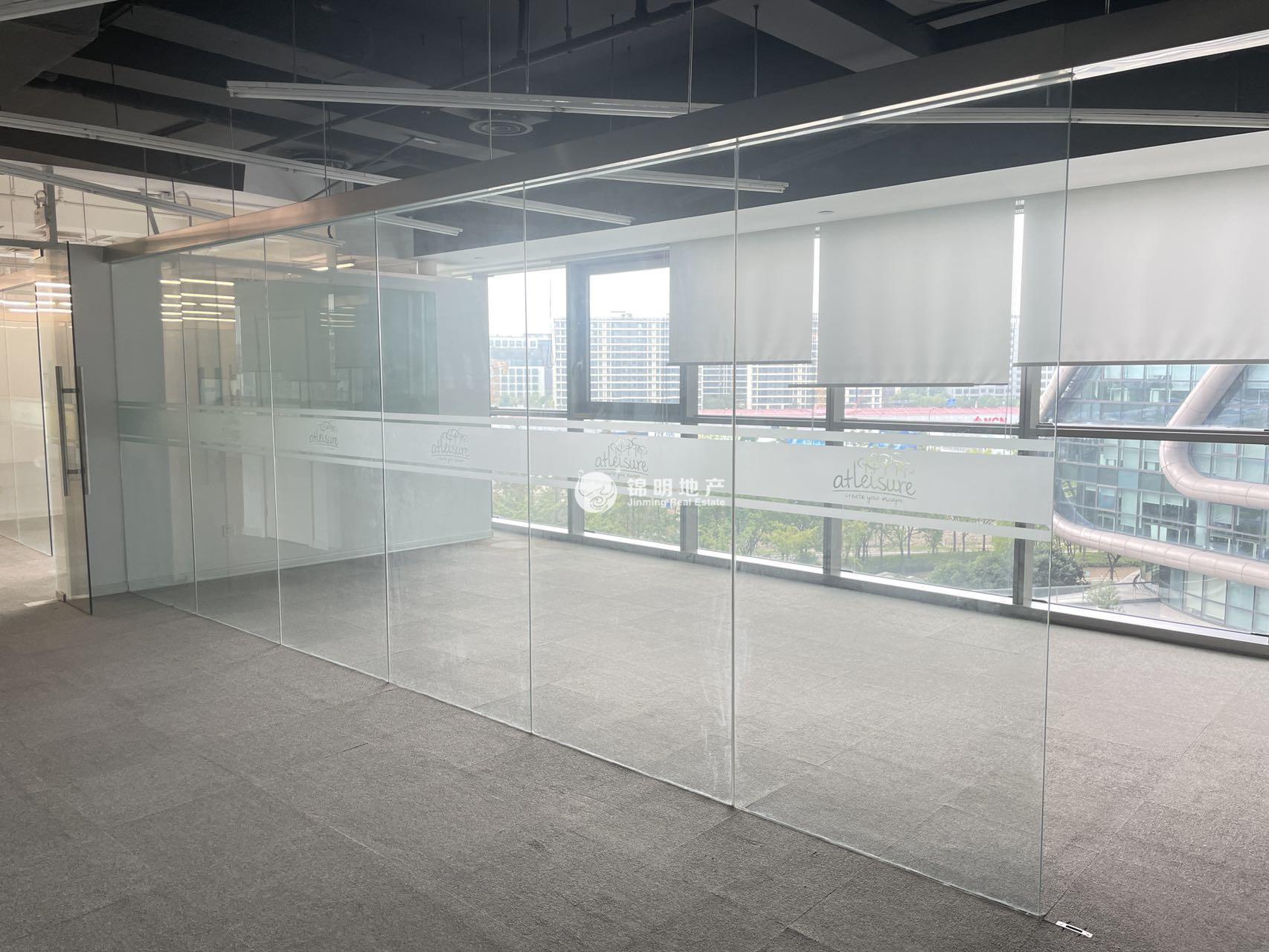 虹桥SKYBRIDGE HQ 天会396平米写字楼出租