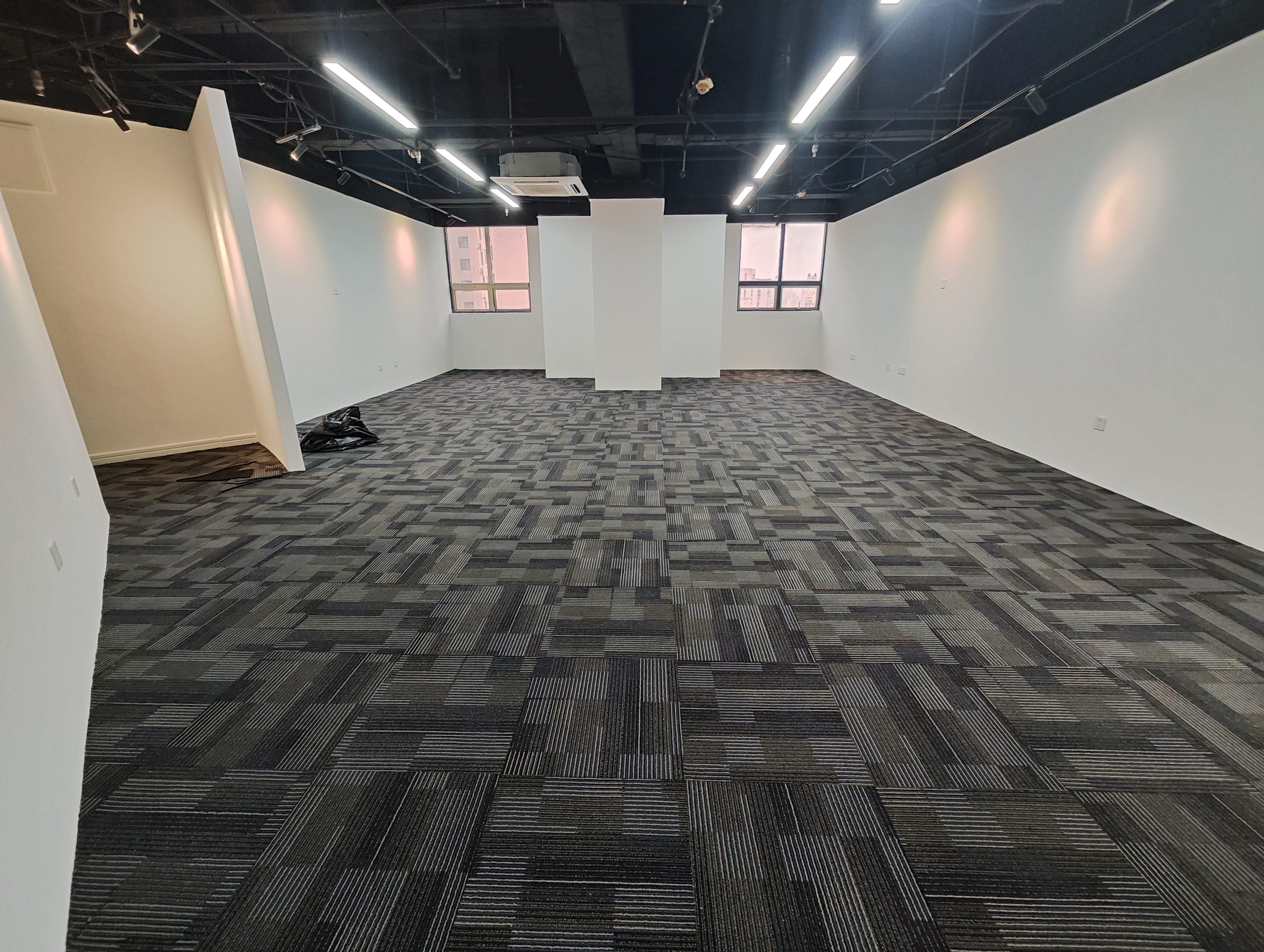 打浦桥致远大厦101平米写字楼出租