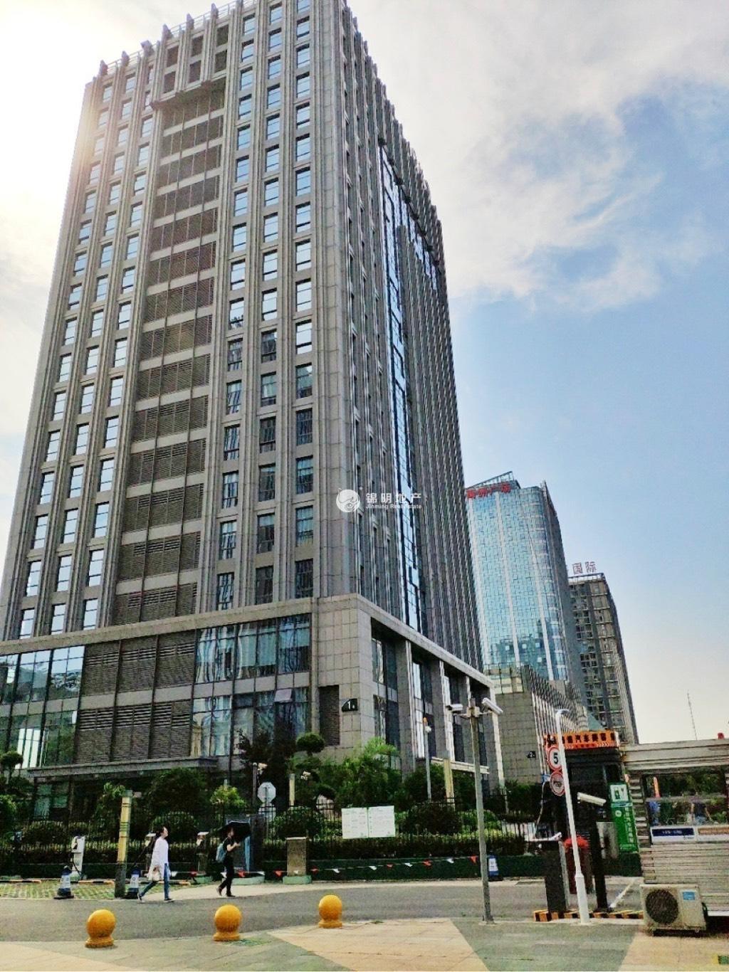 金桥中新传媒大厦234平米写字楼出租