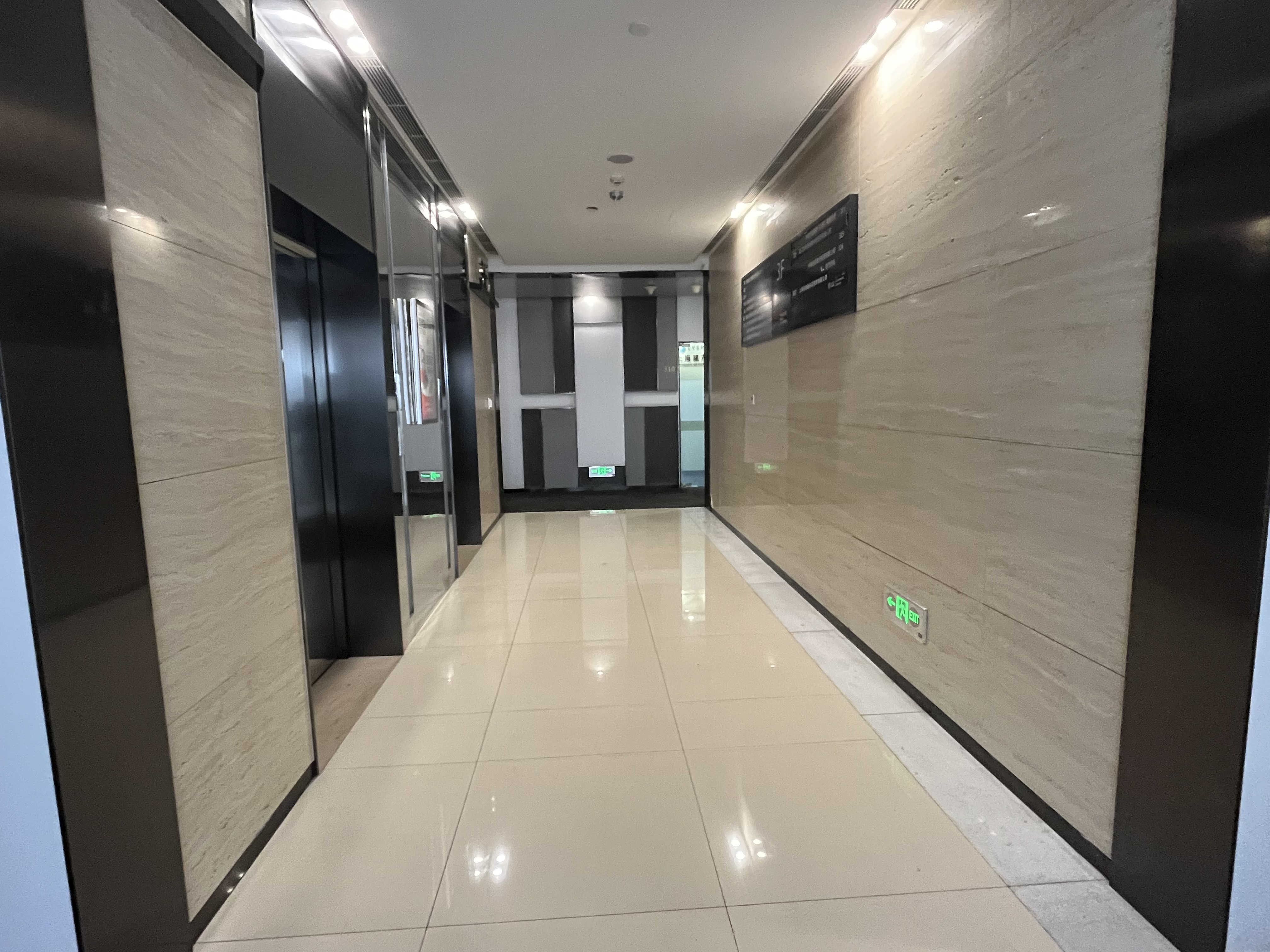 金虹桥龙湖虹桥天街130平米写字楼出租