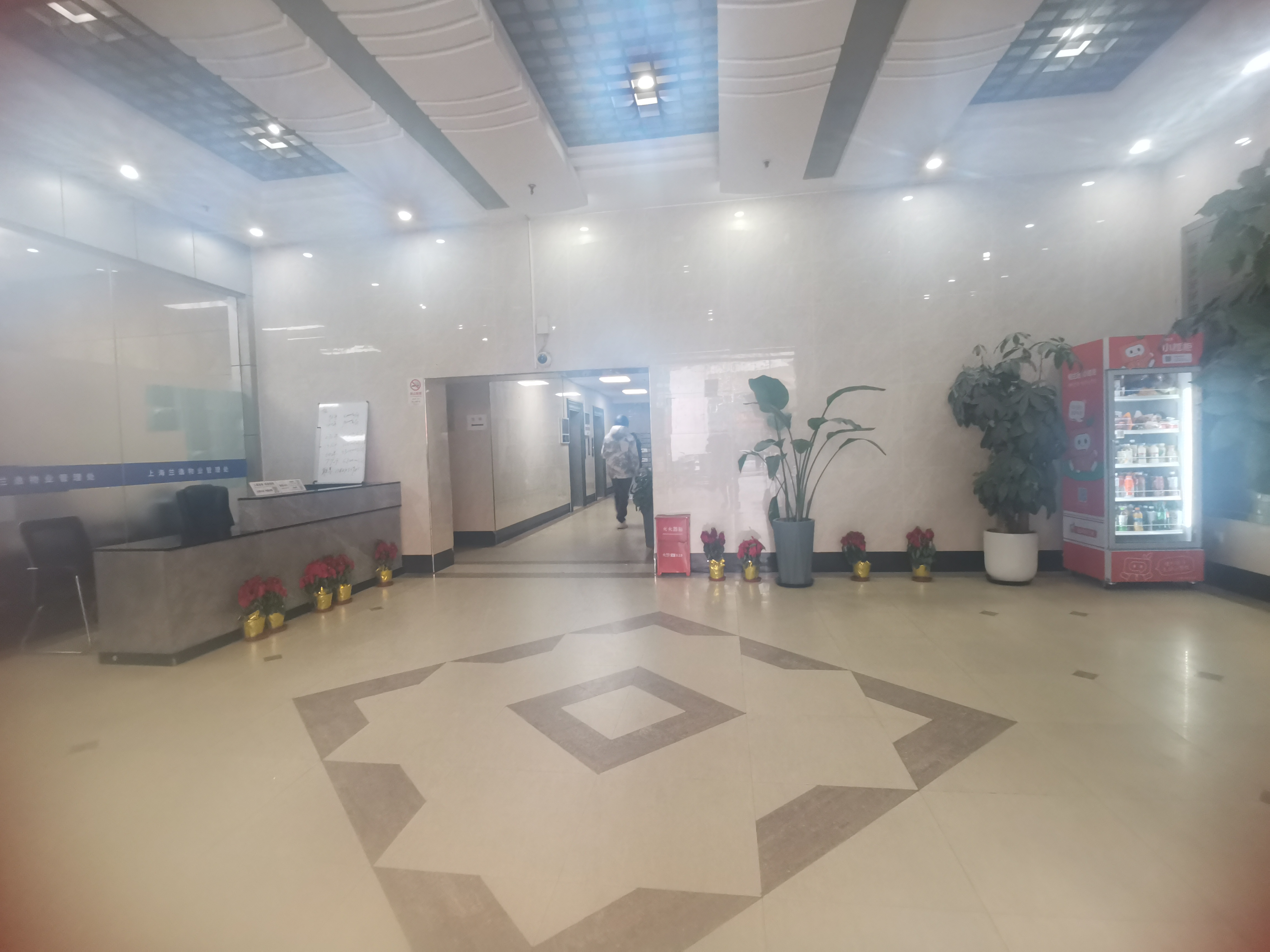 曹杨绿洲广场60平米写字楼出租