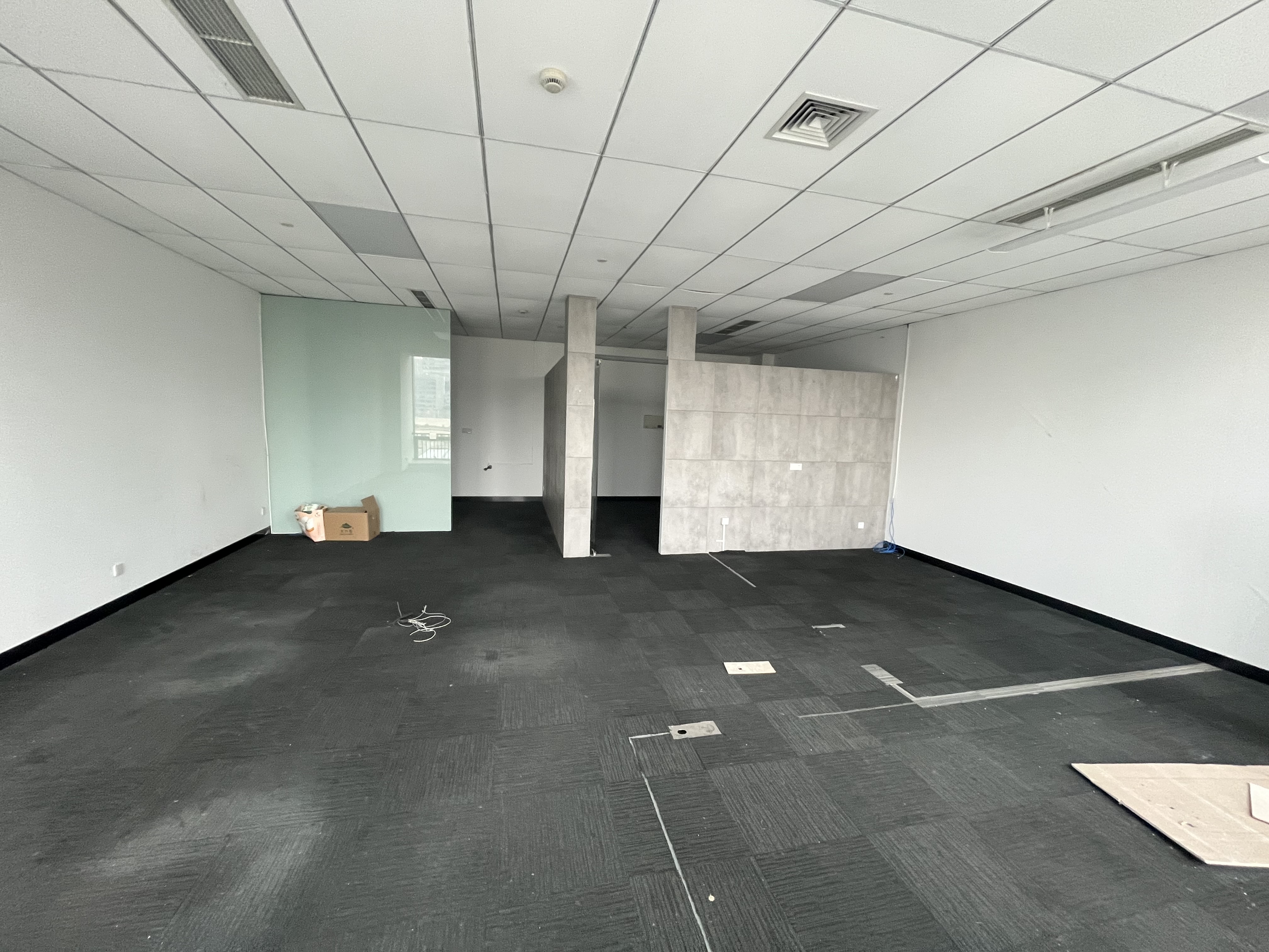 莘庄西子国际中心128平米写字楼出租