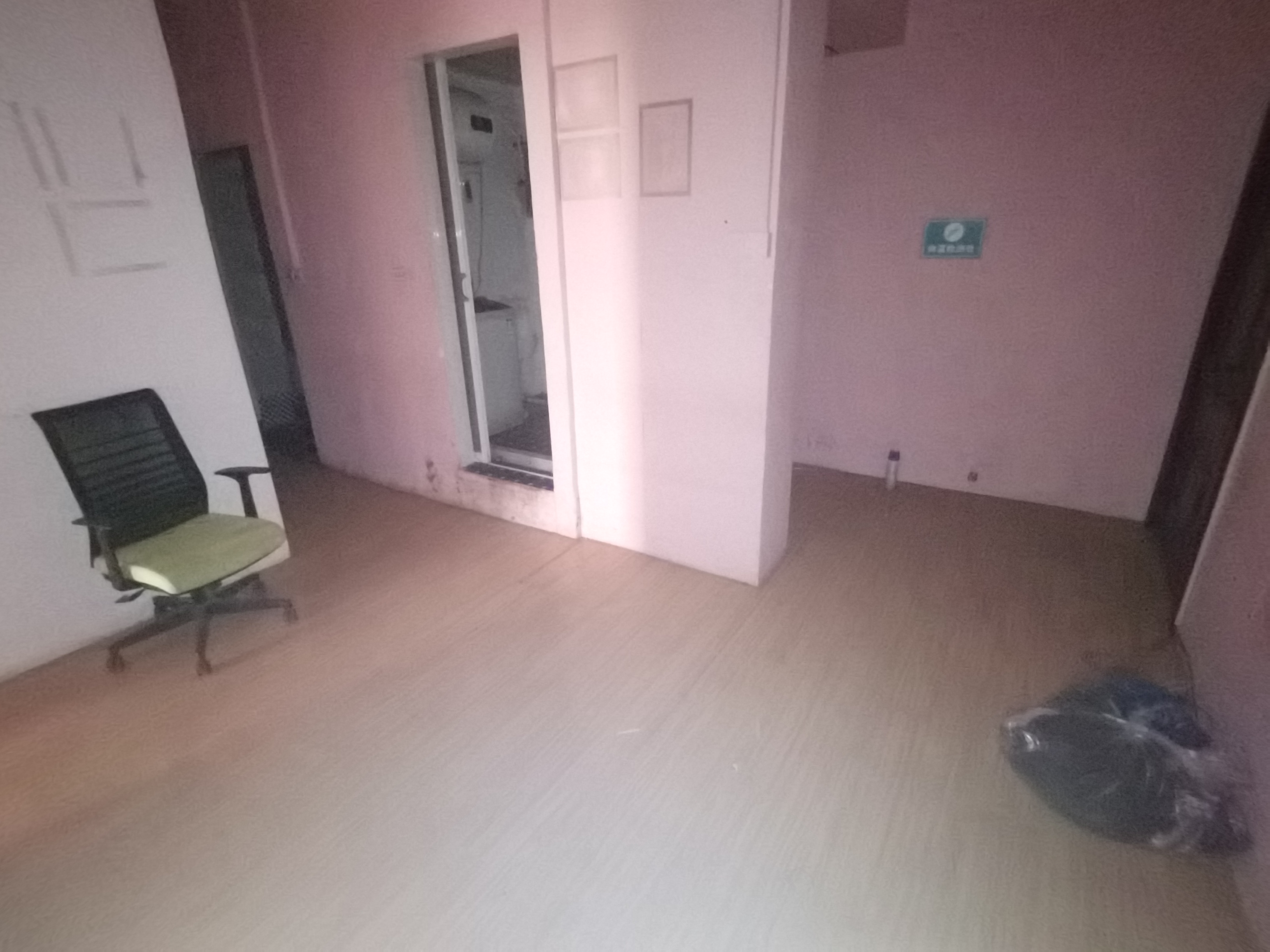 曹杨绿洲广场120平米写字楼出租