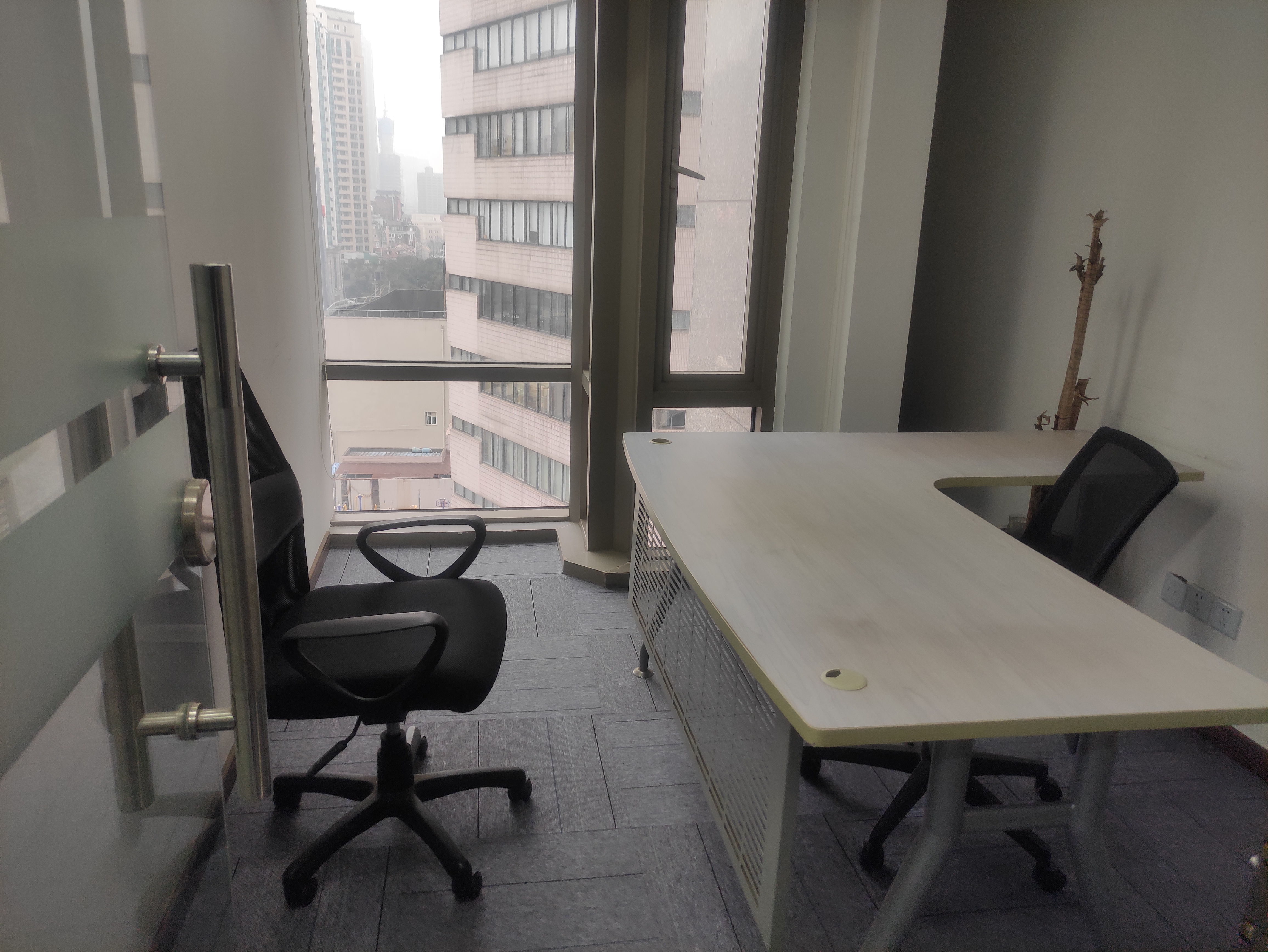 豫园旺角广场117平米写字楼出租