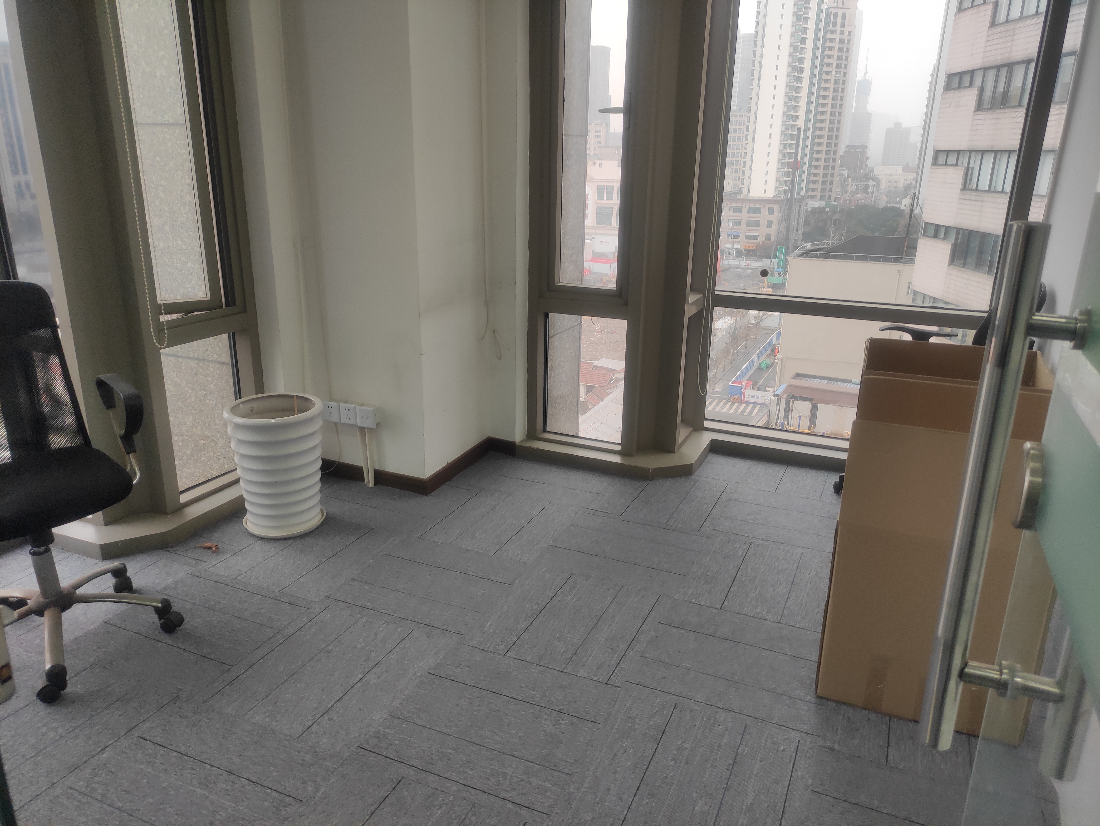 豫园旺角广场117平米写字楼出租