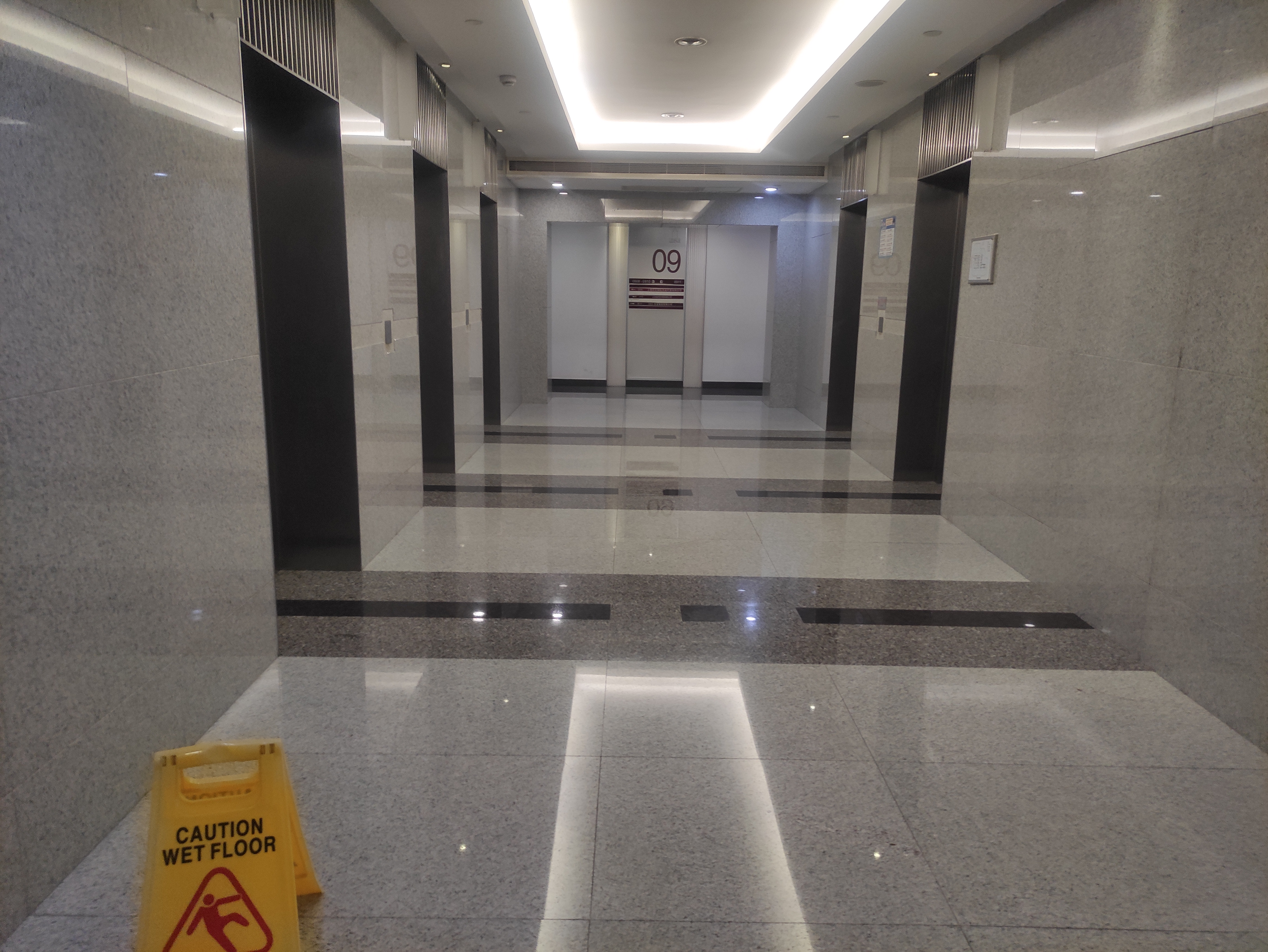 豫园旺角广场117平米写字楼出租