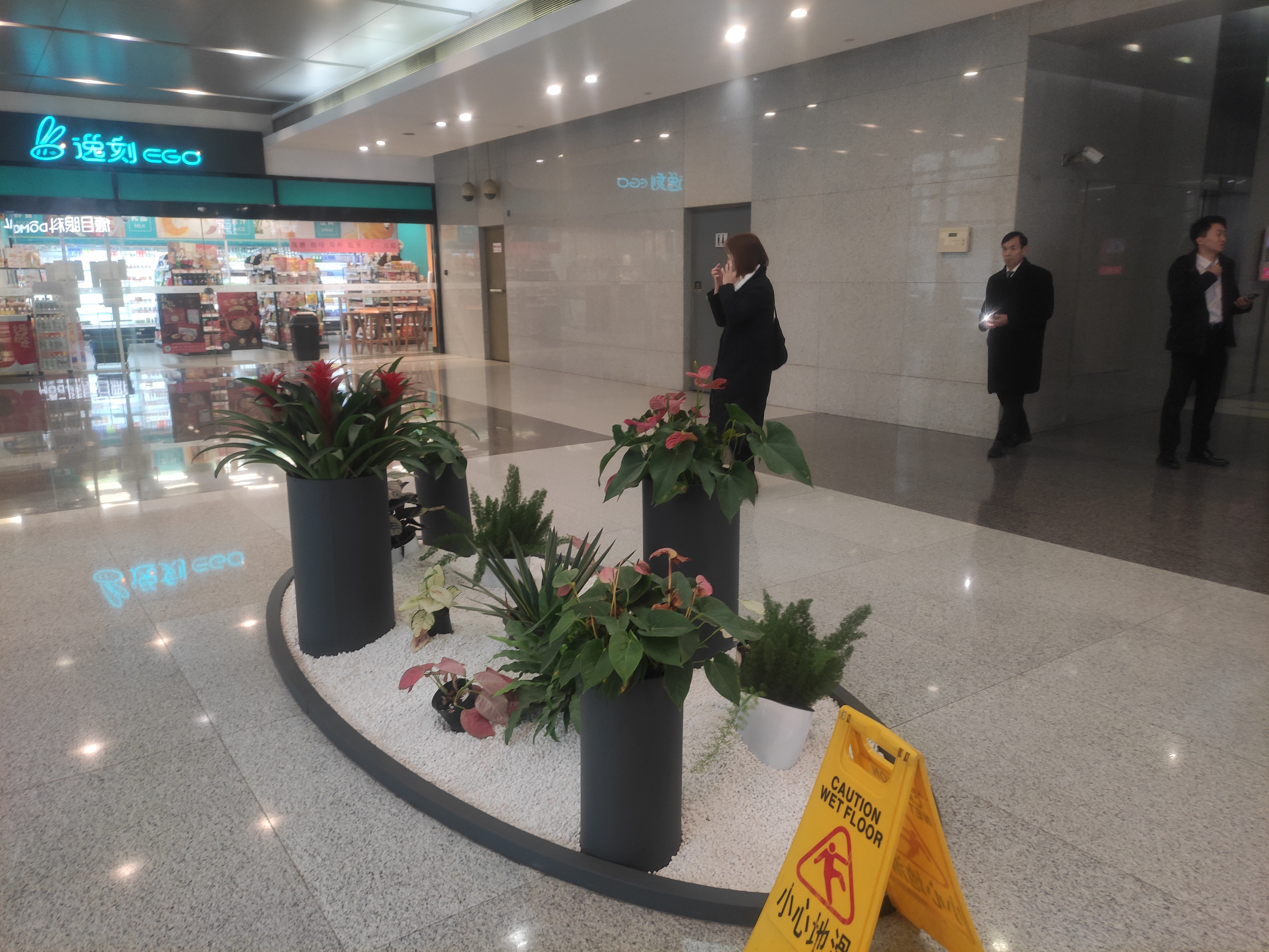 豫园旺角广场117平米写字楼出租