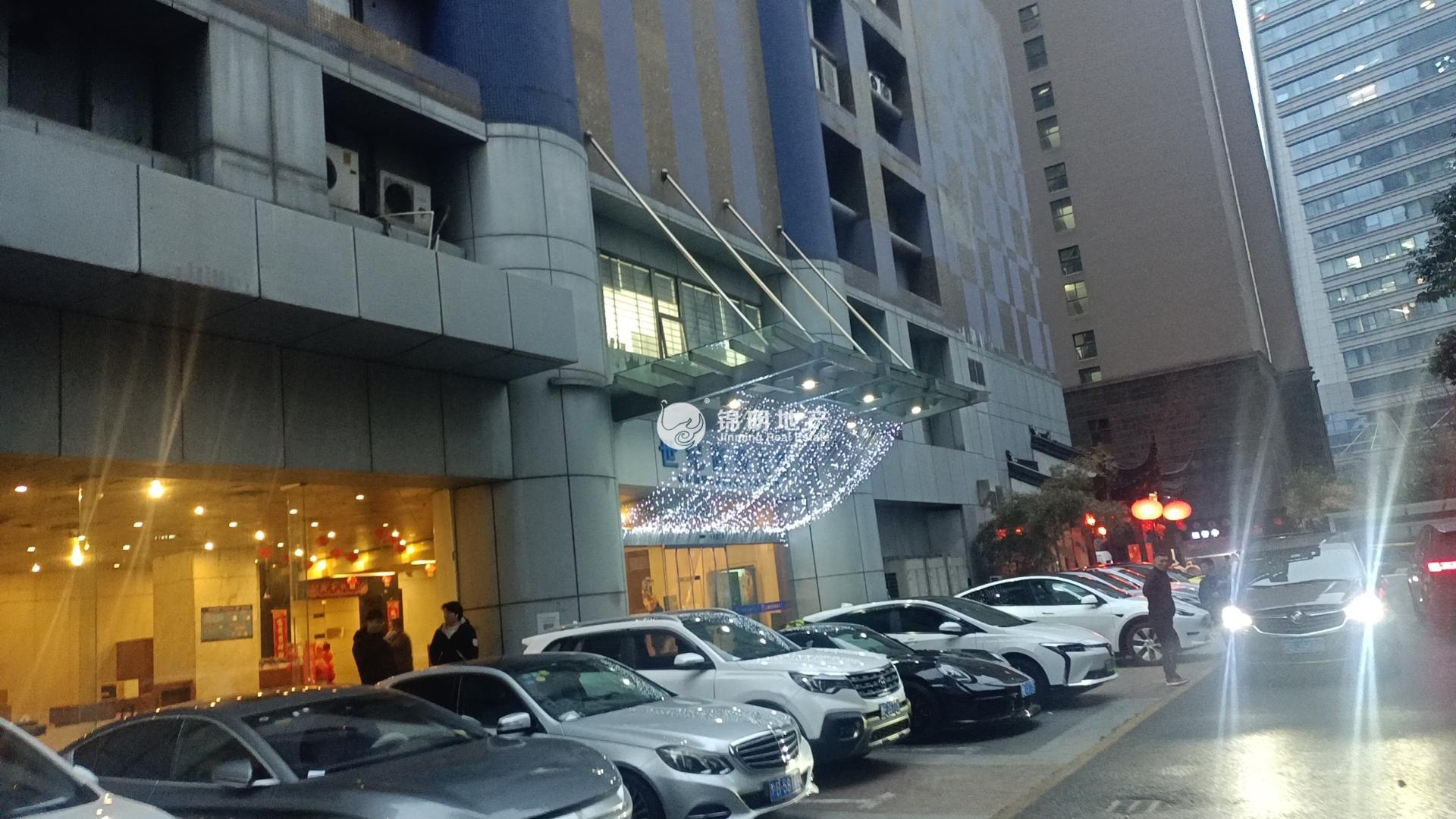 长寿路世纪商务大厦72平米写字楼出租