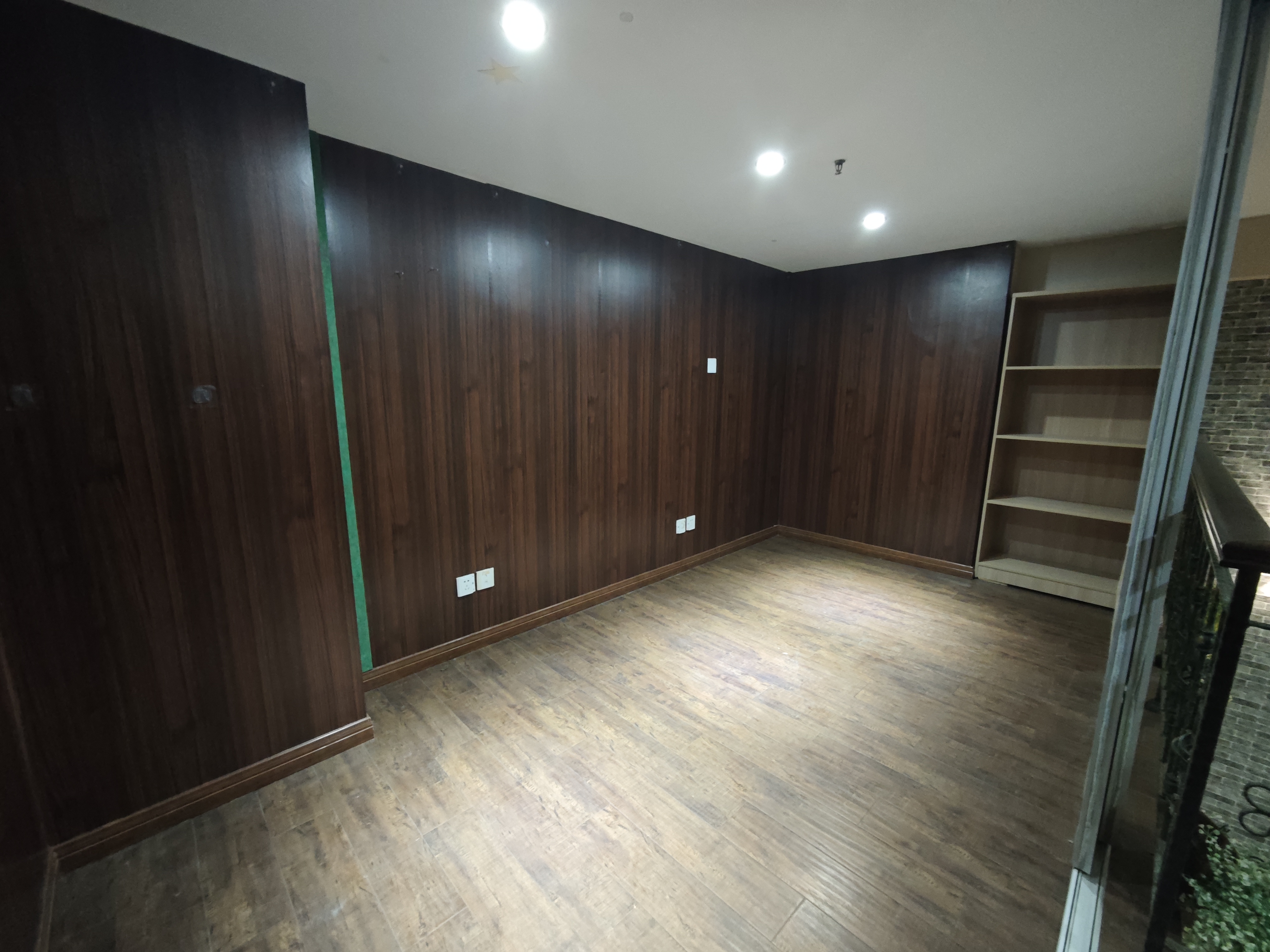 长寿路圣天地商务楼72平米写字楼出租