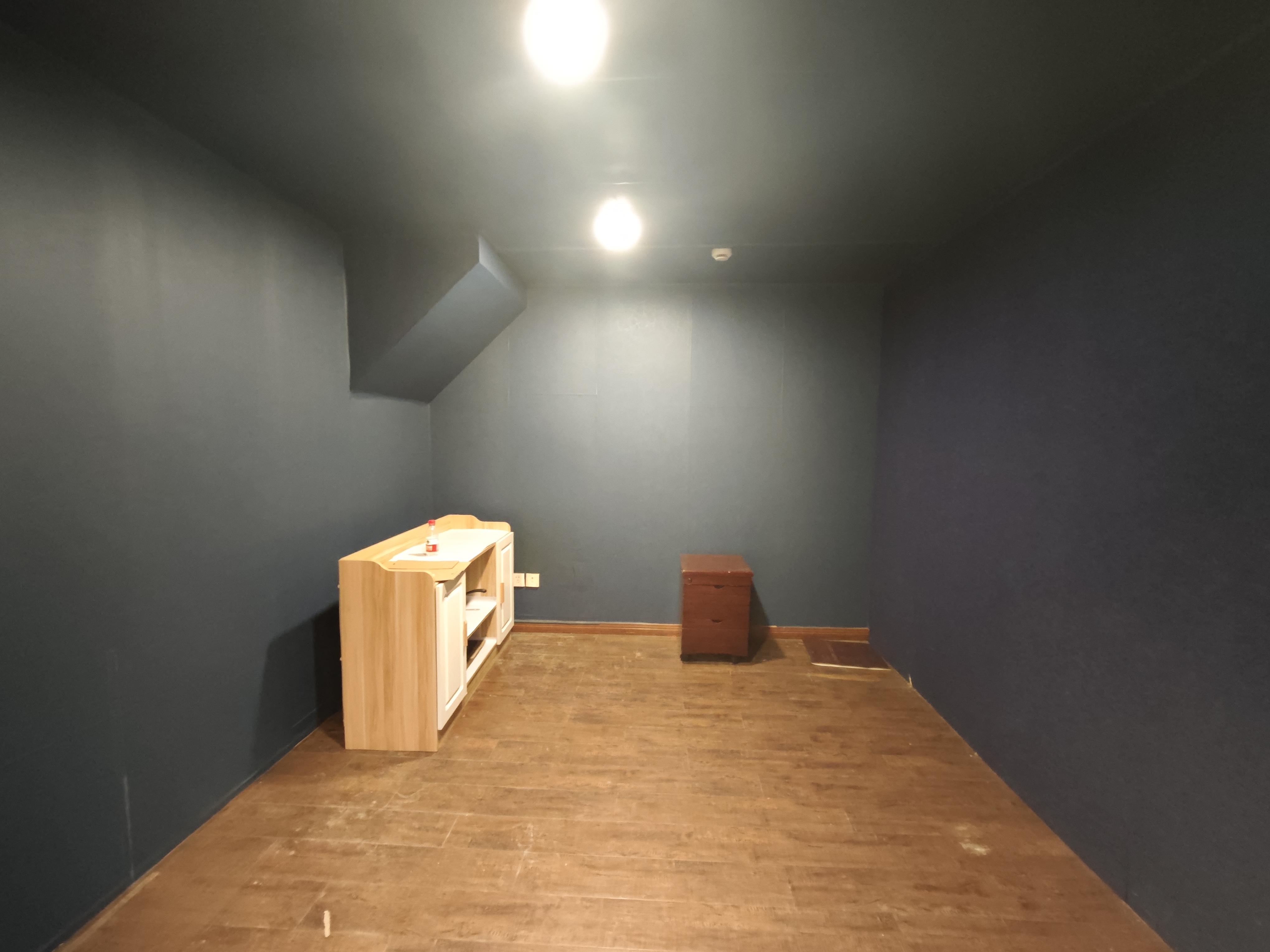 长寿路圣天地商务楼72平米写字楼出租