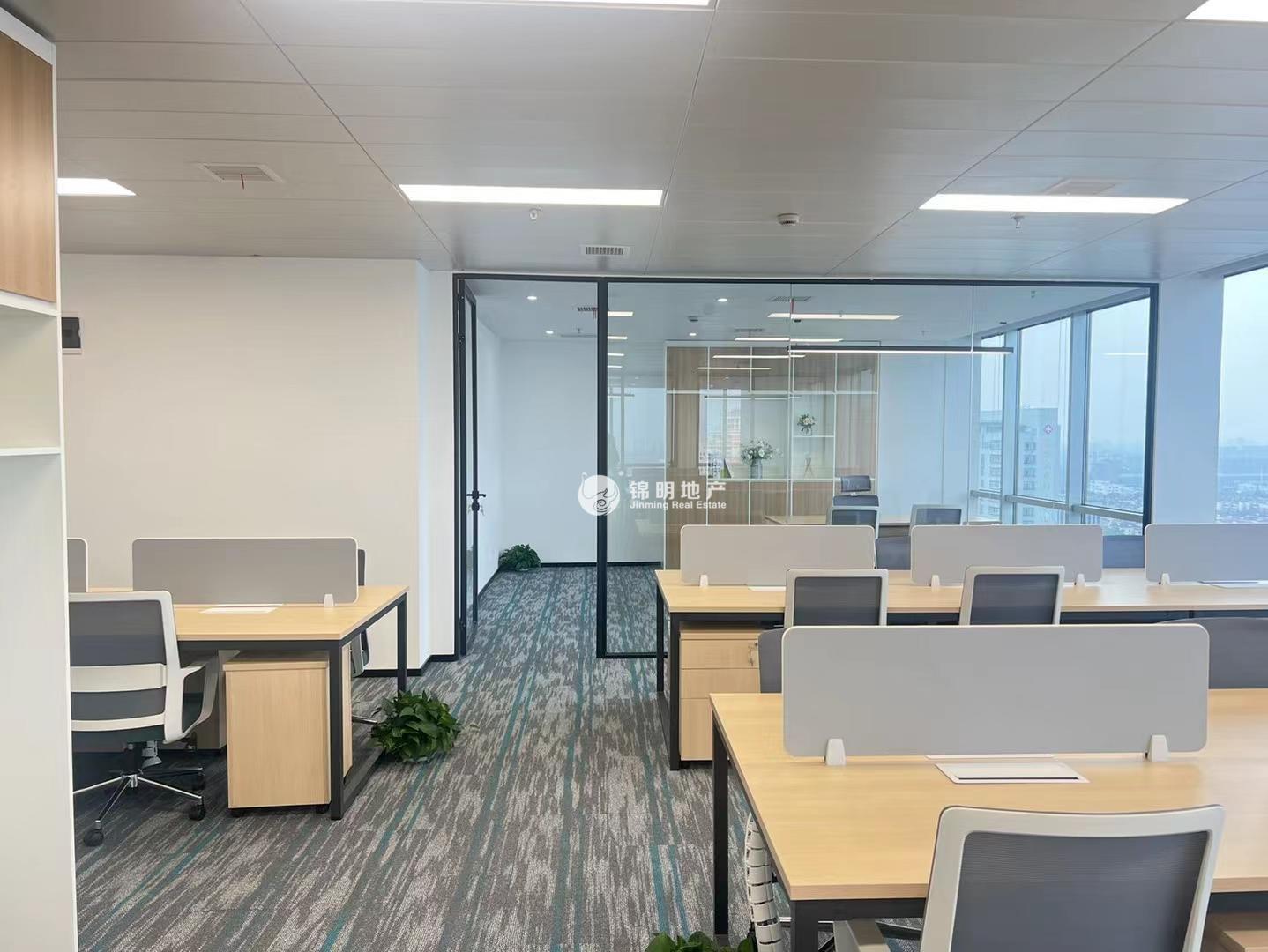 凯德龙之梦227平米写字楼出租