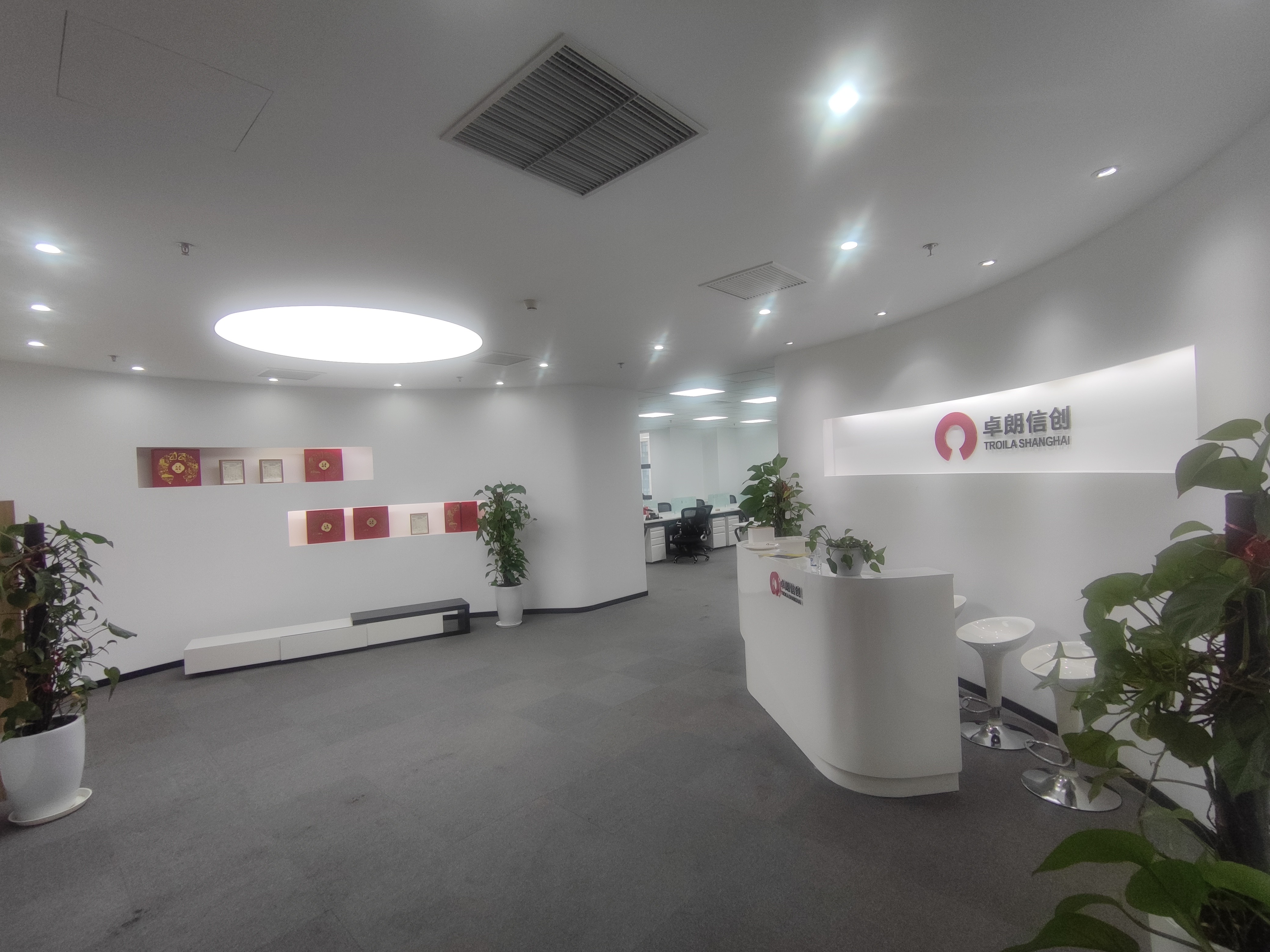 老闵行新意城427平米写字楼出租