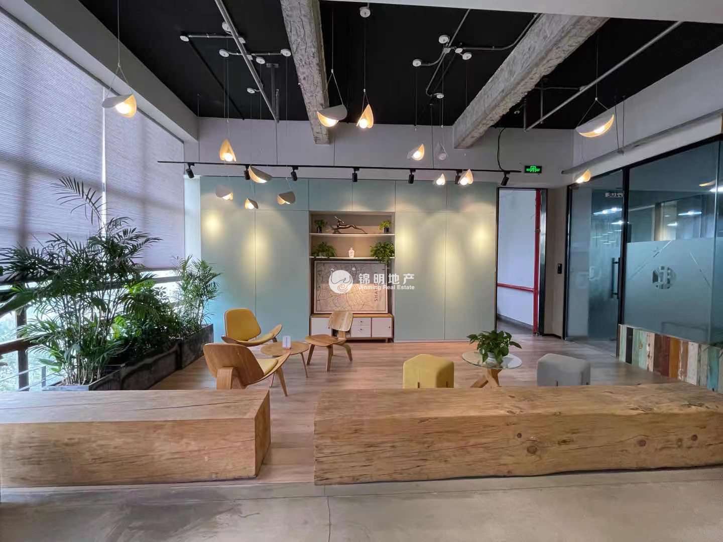 漕河泾漕河泾桂果园113平米写字楼出租