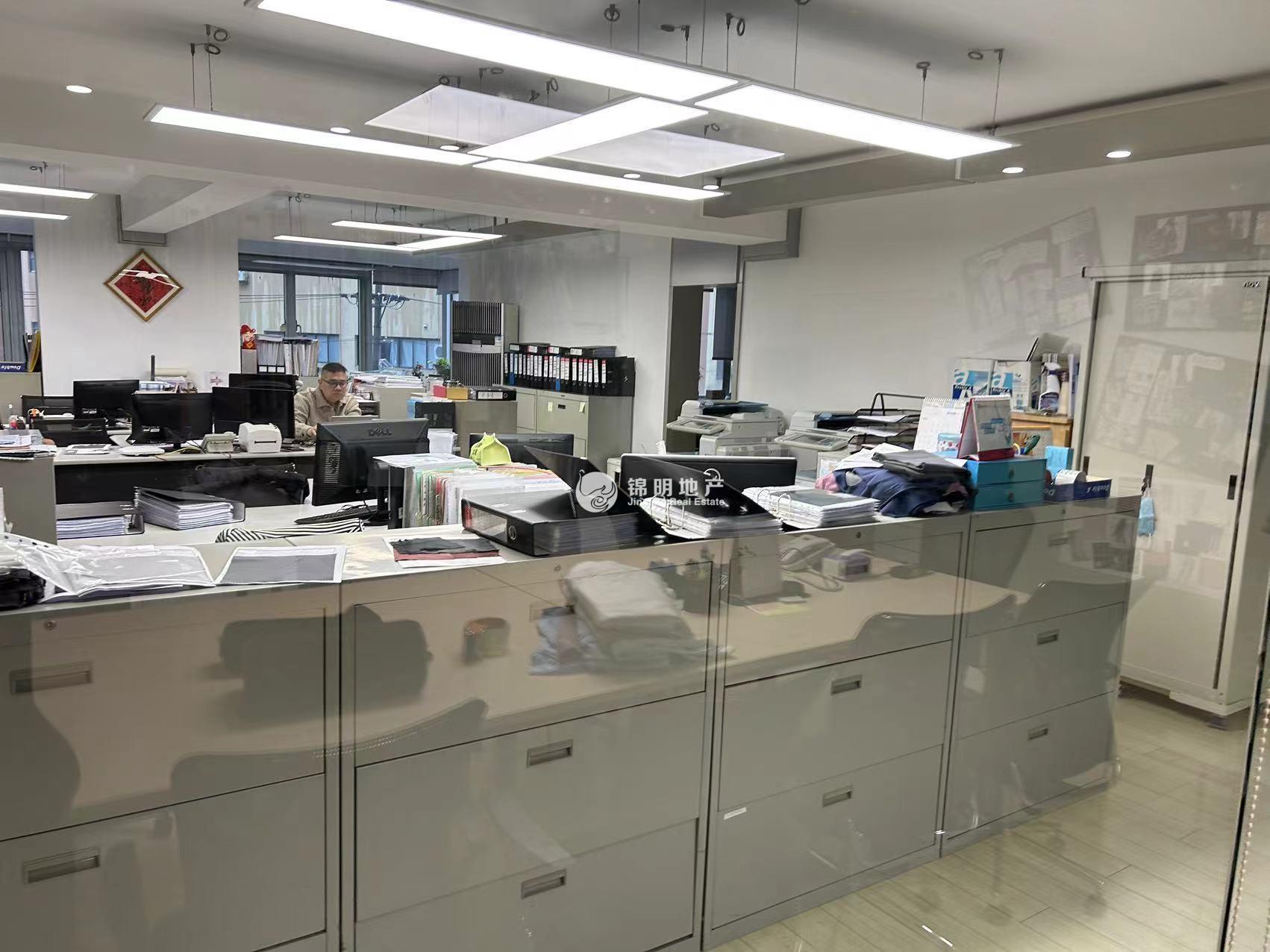 徐家汇之俊大厦270平米写字楼出售