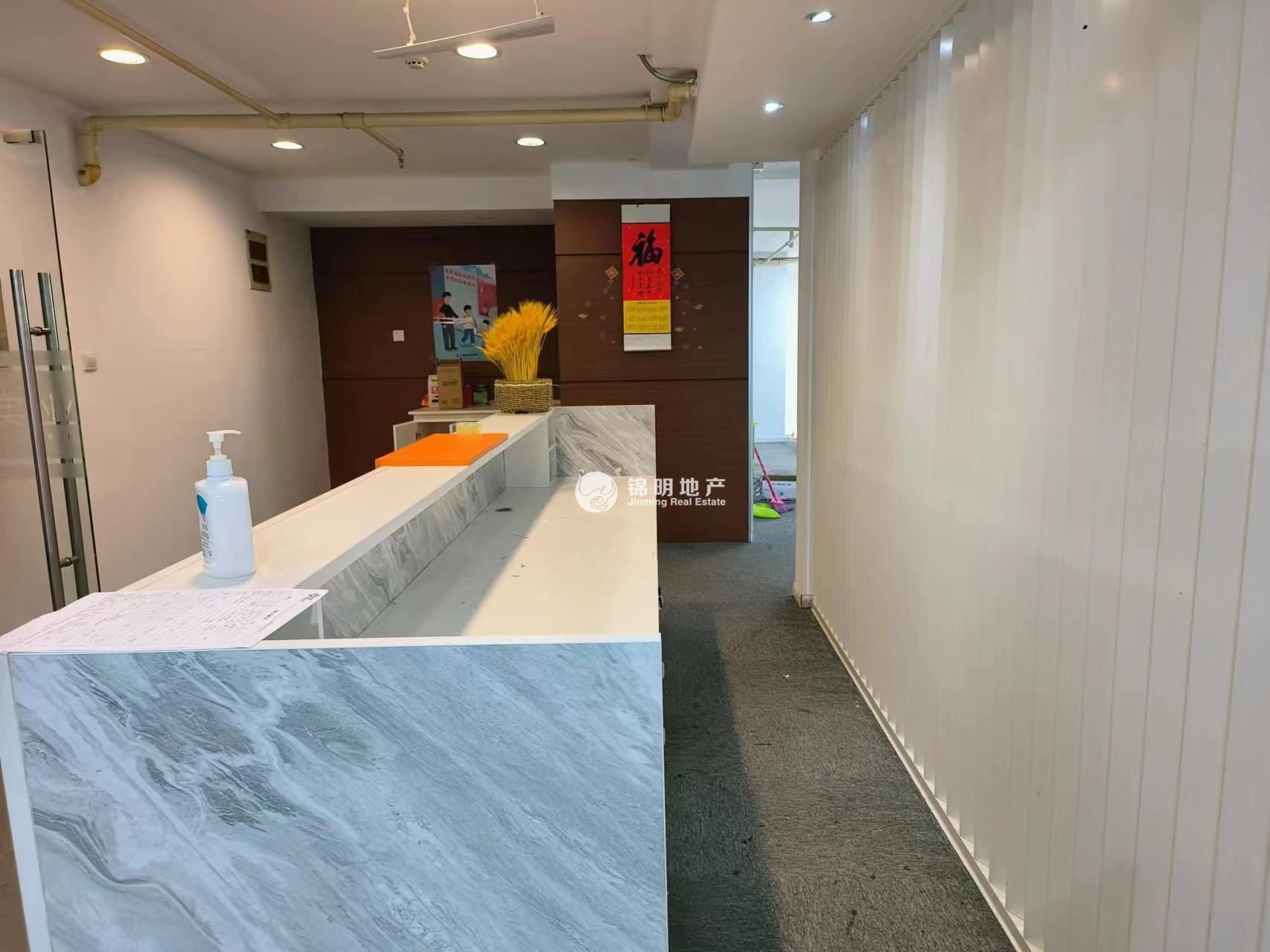 人民广场房地大厦203平米写字楼出租