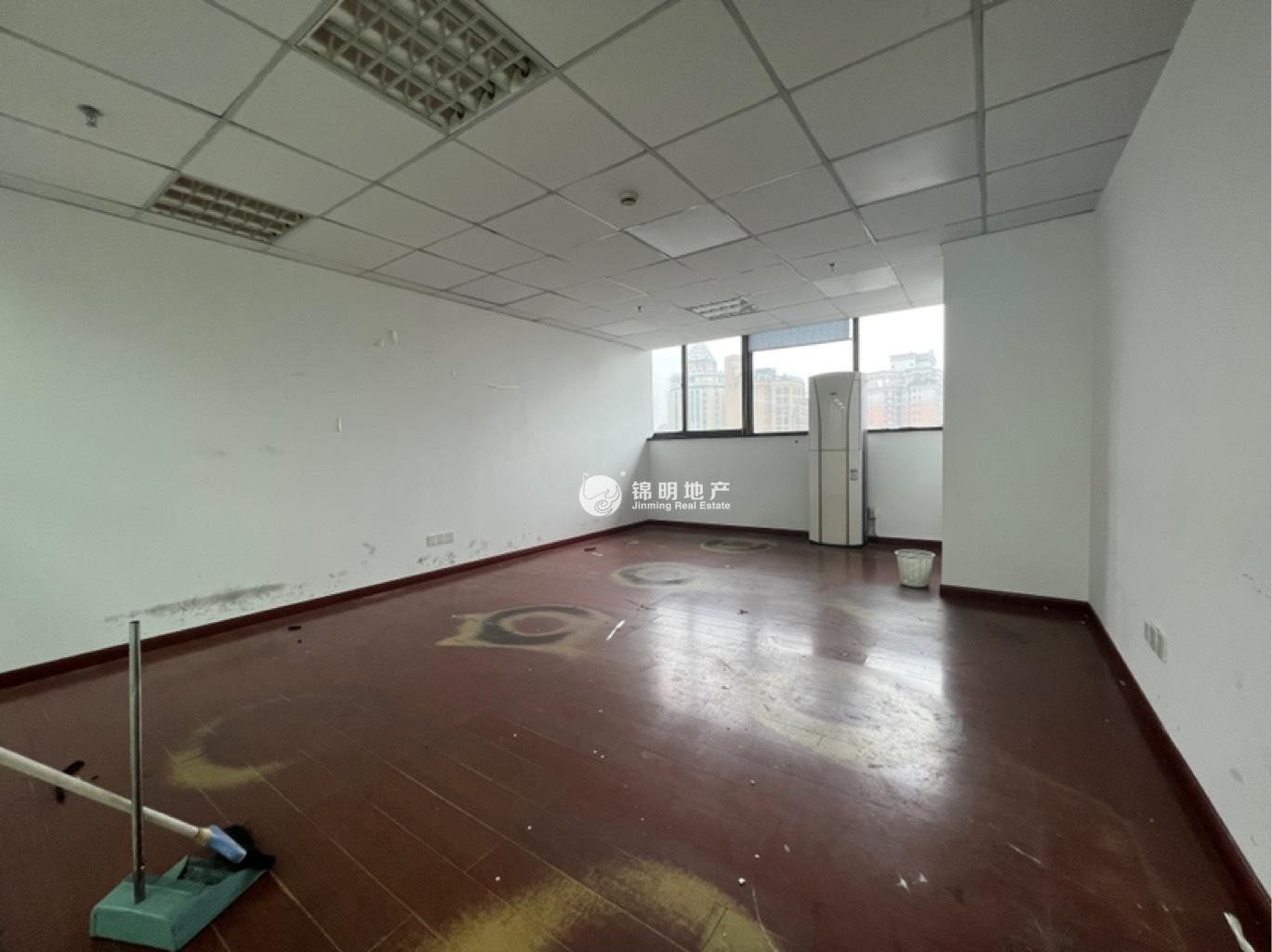 打浦桥宝鼎大厦220平米写字楼出租