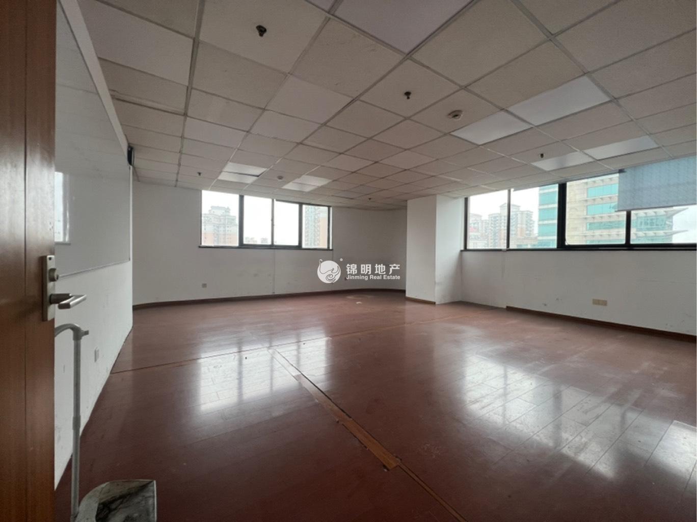 打浦桥宝鼎大厦220平米写字楼出租