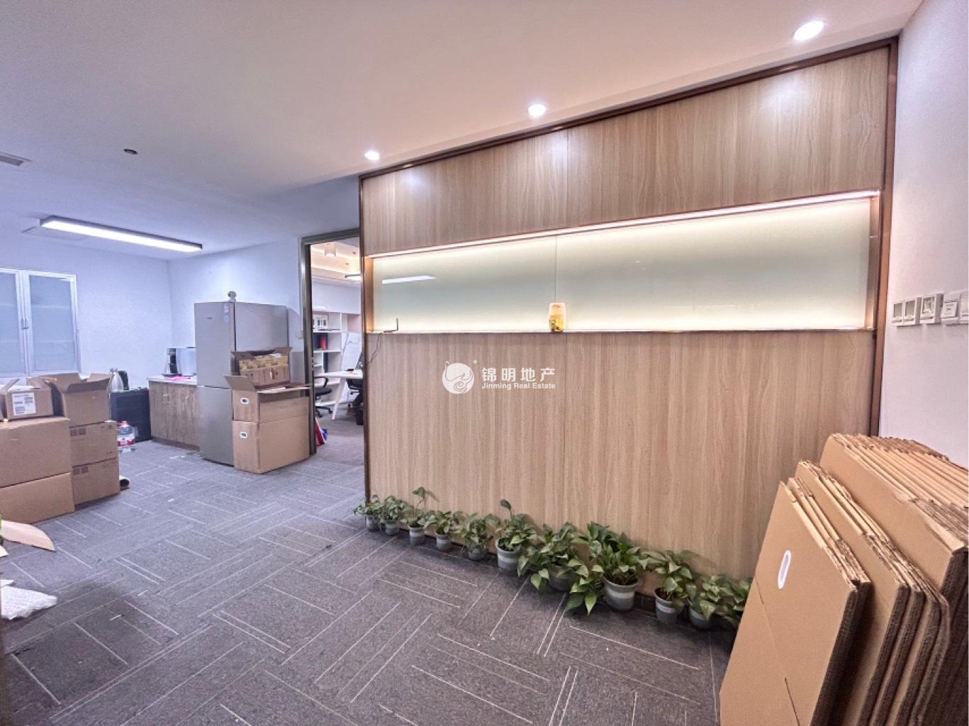 不夜城新梅华东大酒店106平米写字楼出租