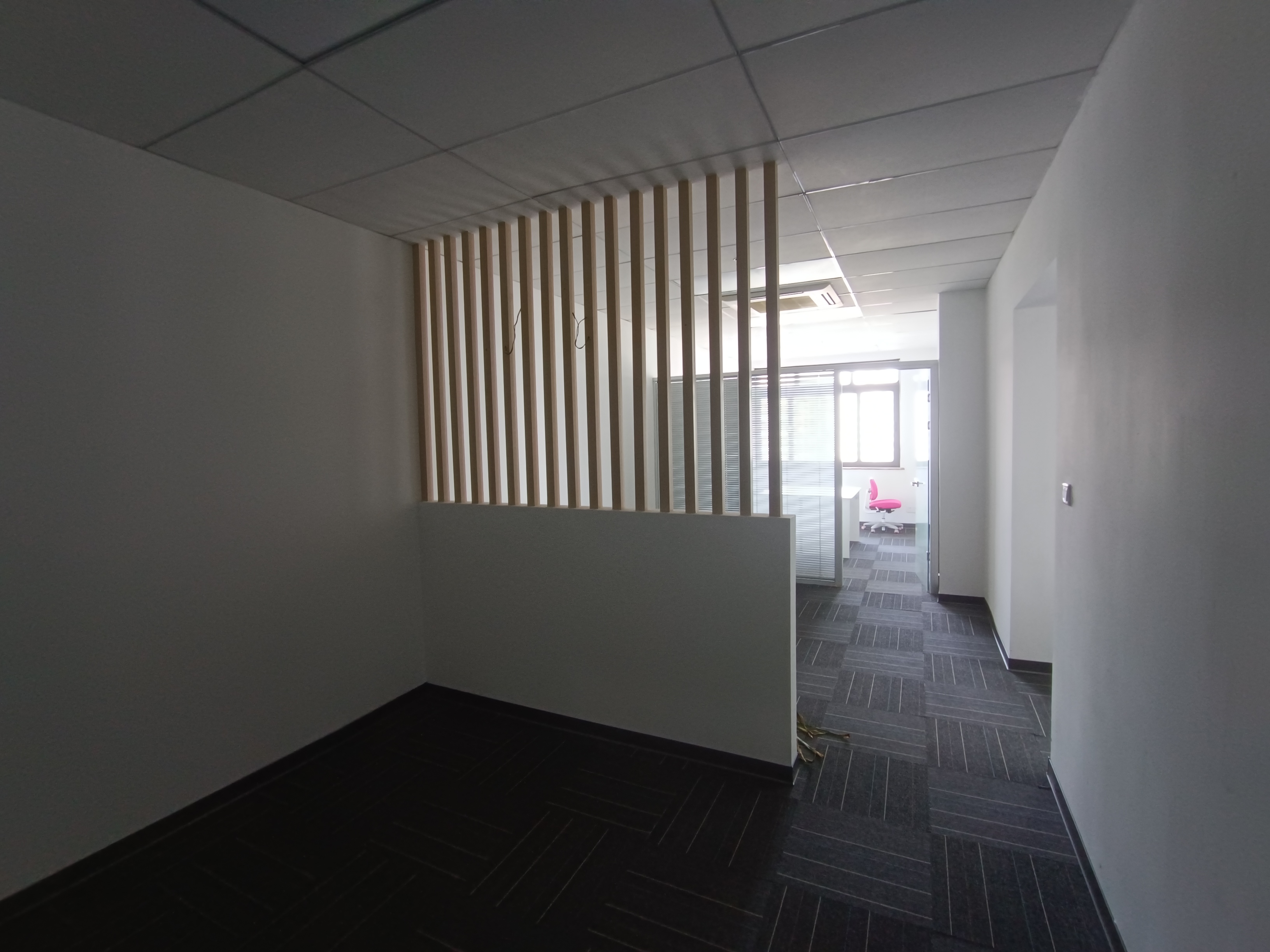 古美宁谷商务大厦（凯阳国际商务大厦）108平米写字楼出租