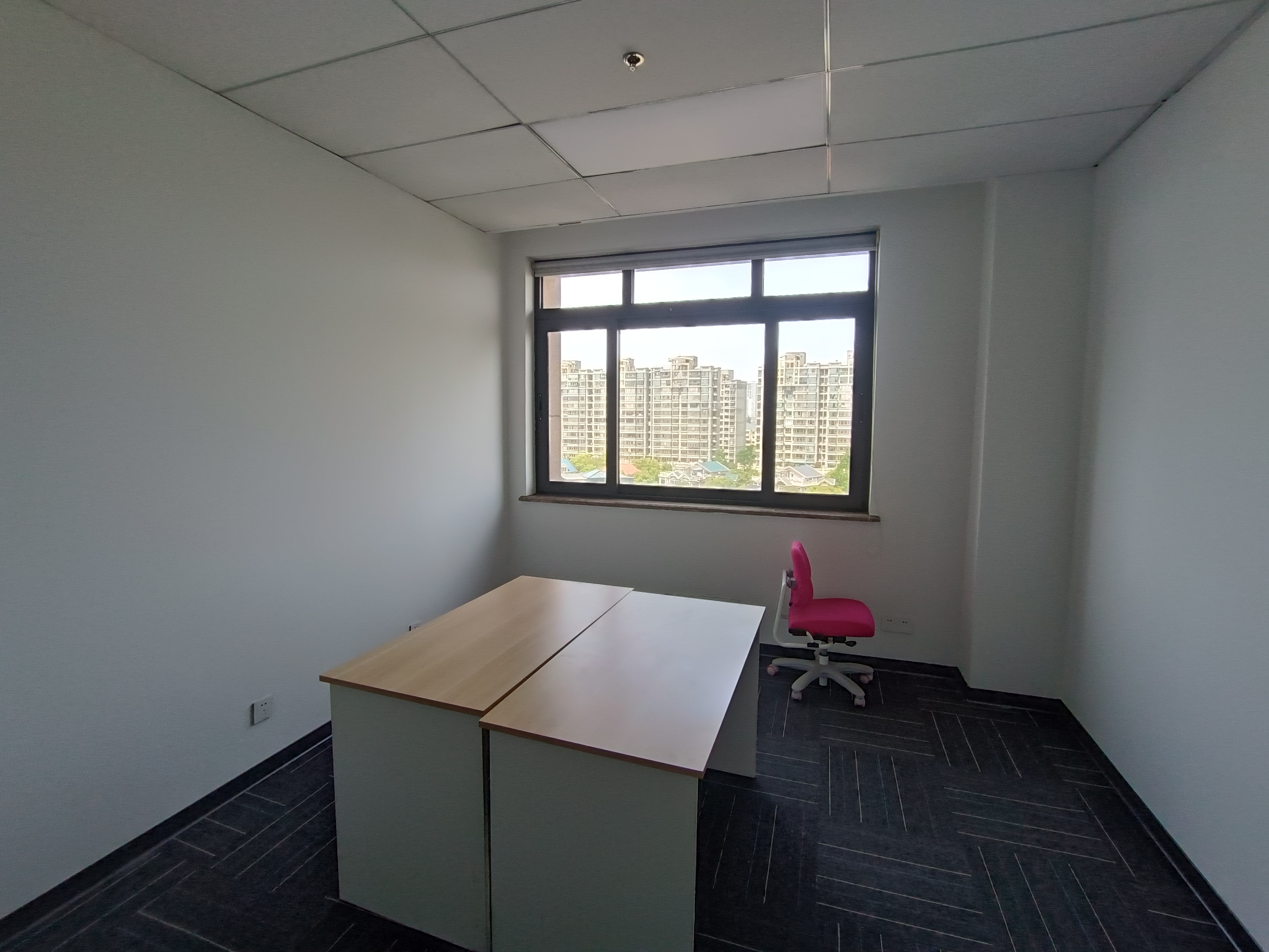 古美宁谷商务大厦（凯阳国际商务大厦）108平米写字楼出租