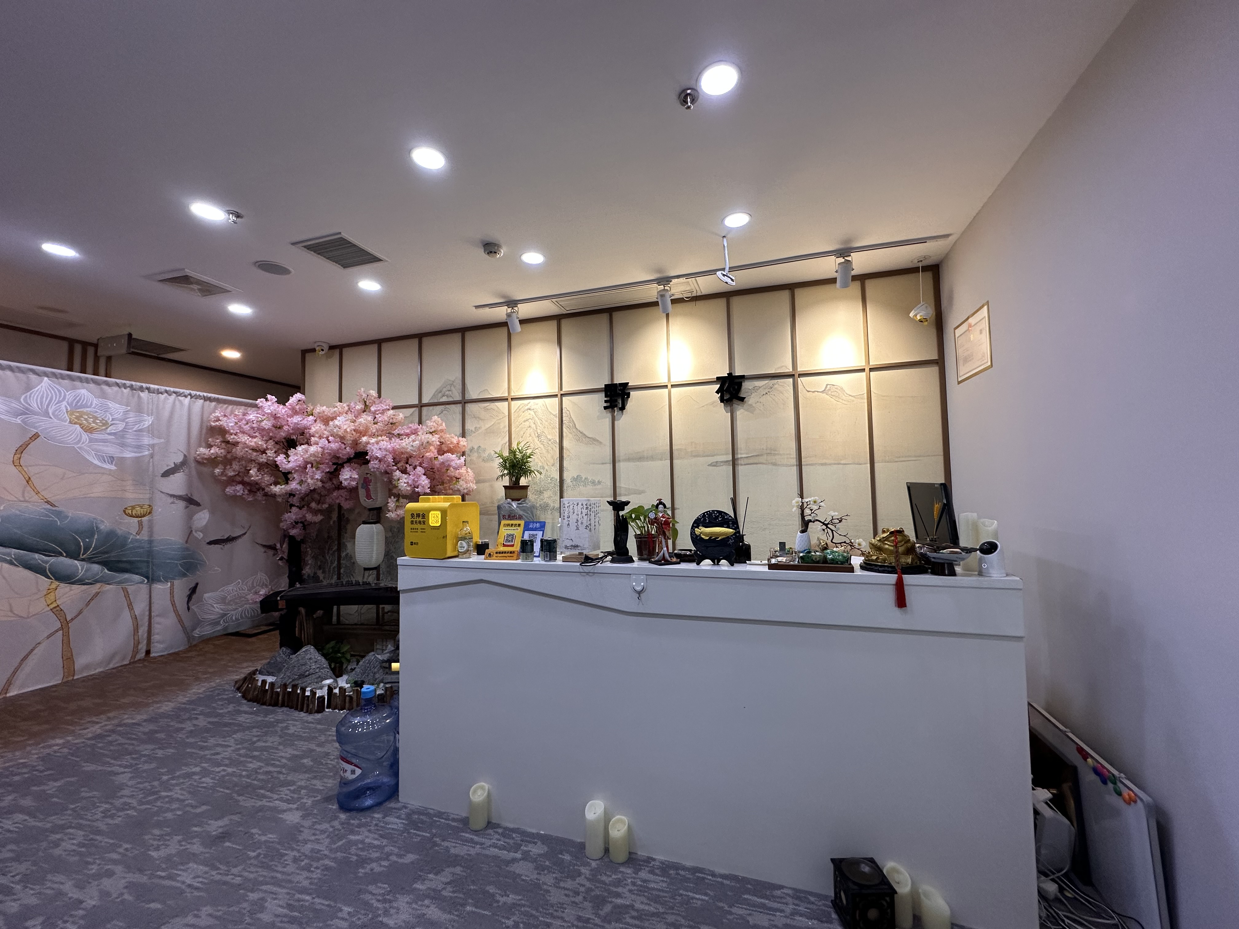 长寿路财富时代大厦225平米写字楼出租