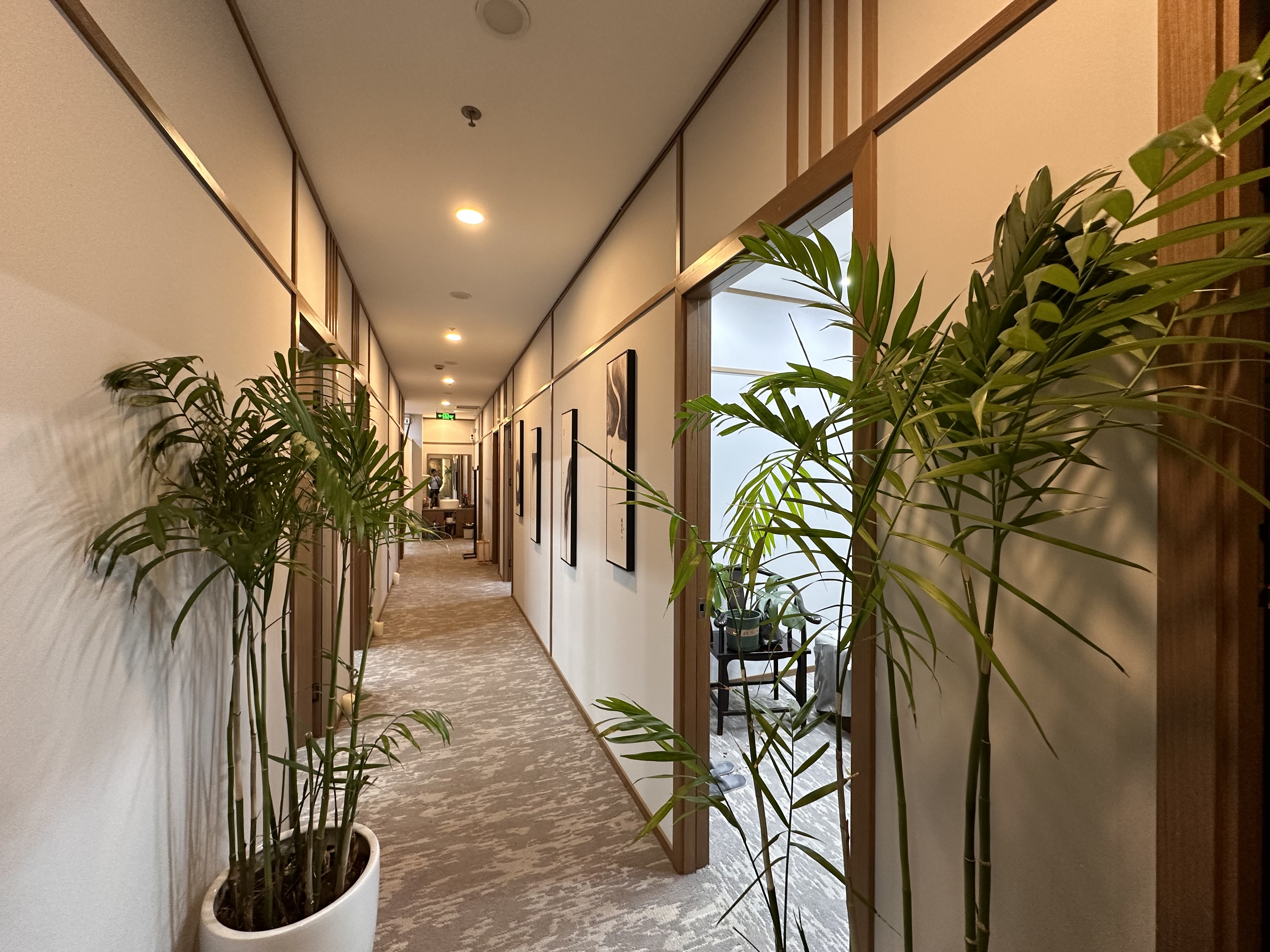 长寿路财富时代大厦225平米写字楼出租