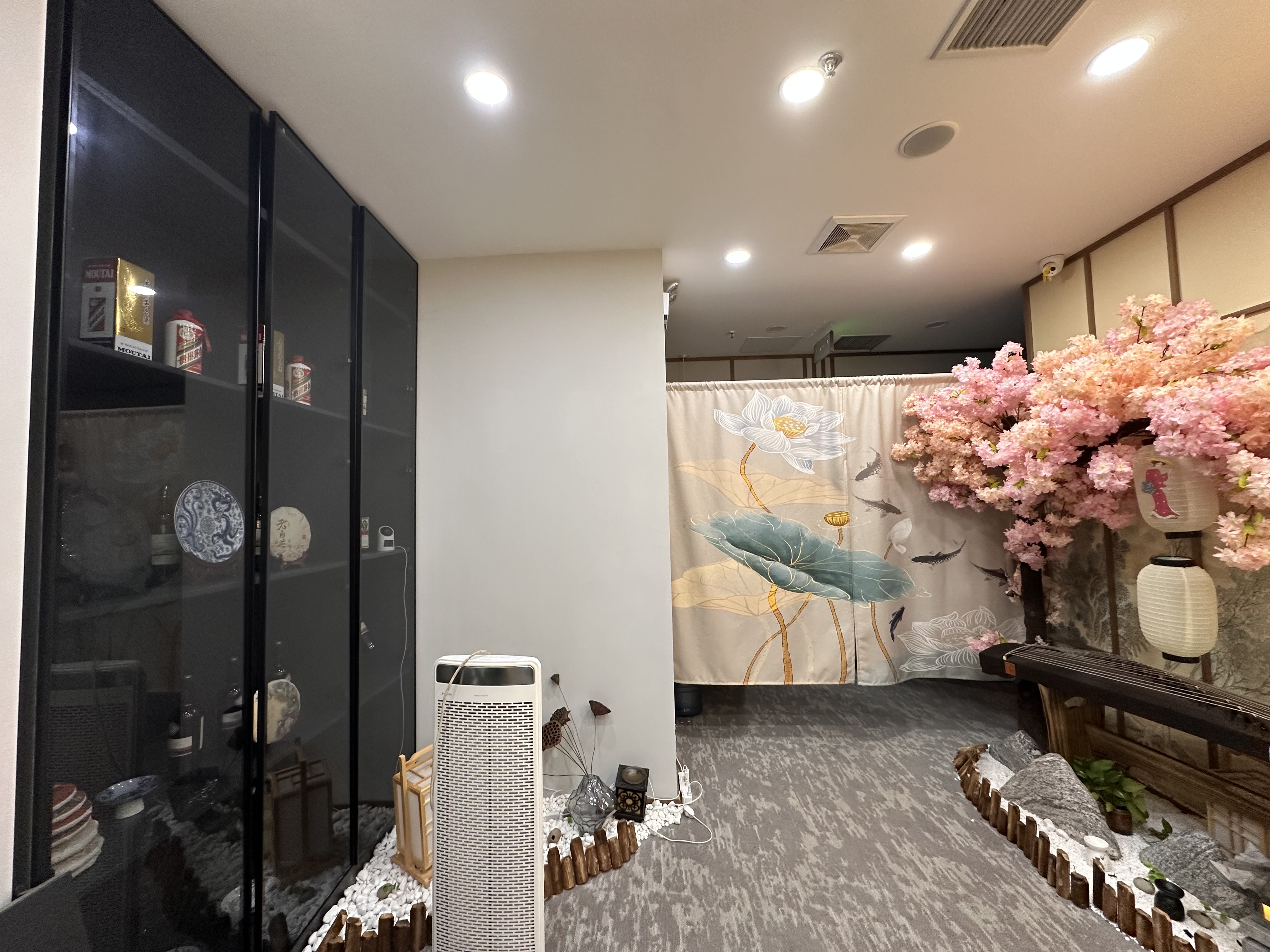 长寿路财富时代大厦225平米写字楼出租