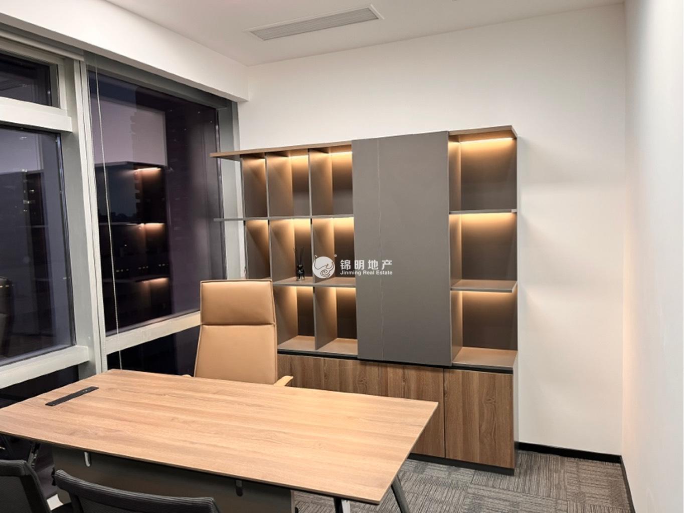 陆家嘴华夏银行大厦270平米写字楼出租