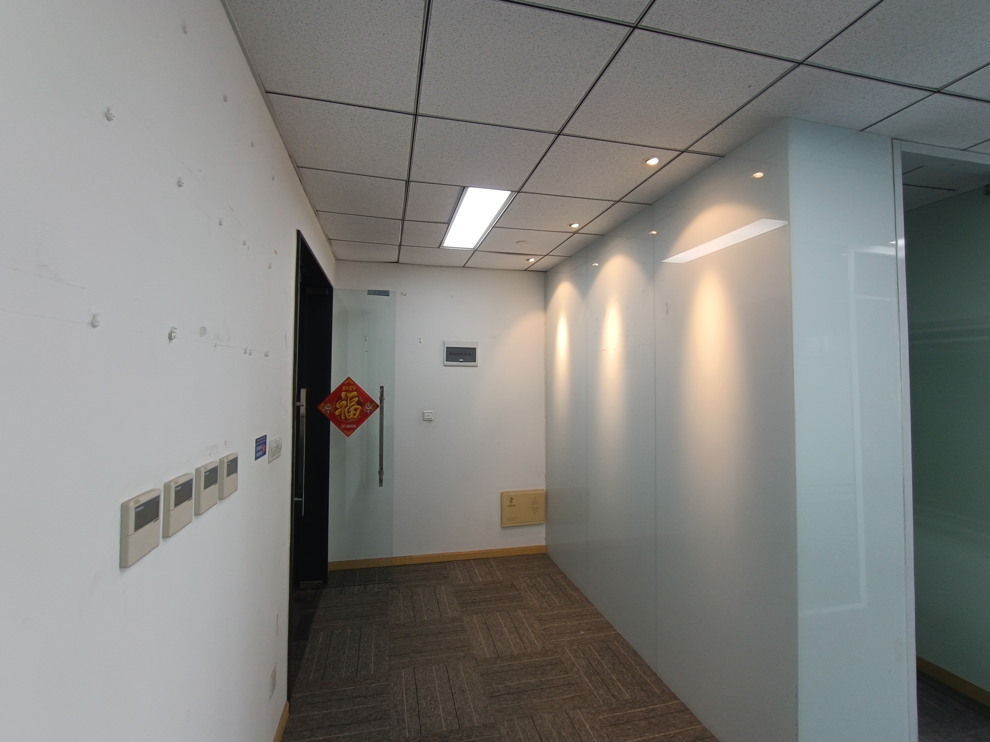 莘庄世宏金源中心152平米写字楼出租