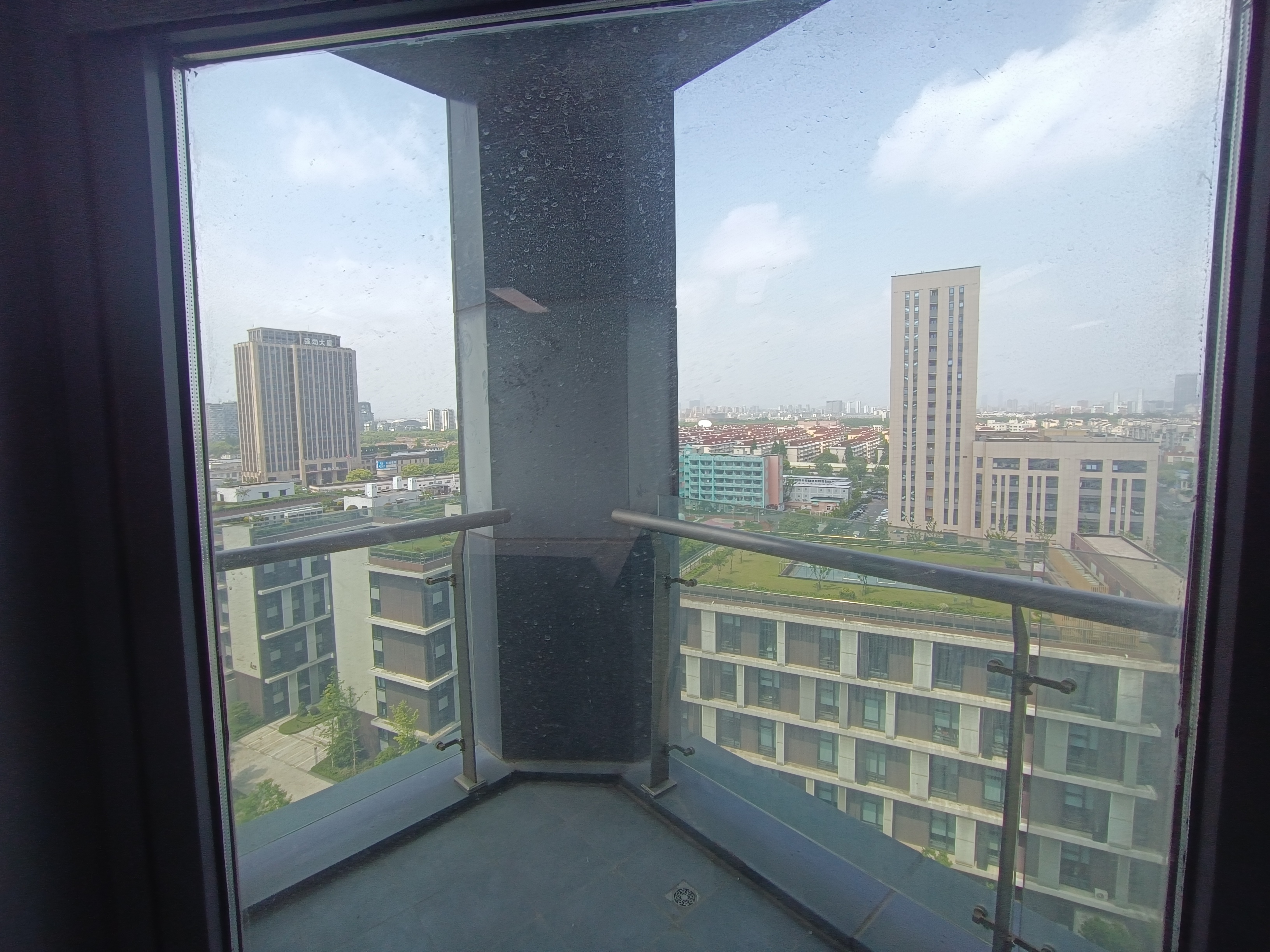 莘庄世宏金源中心152平米写字楼出租