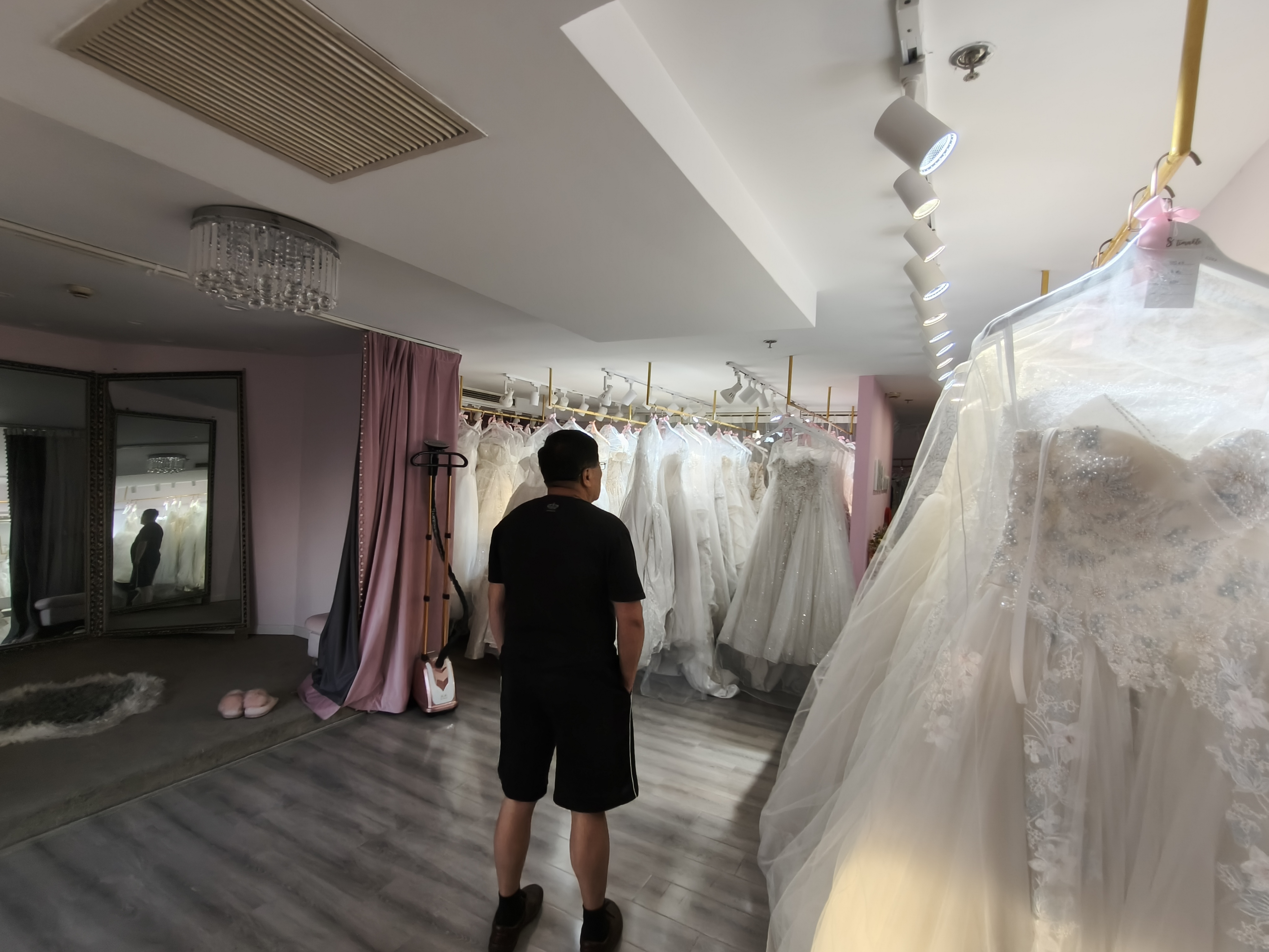 老西门万事利大厦115平米写字楼出租