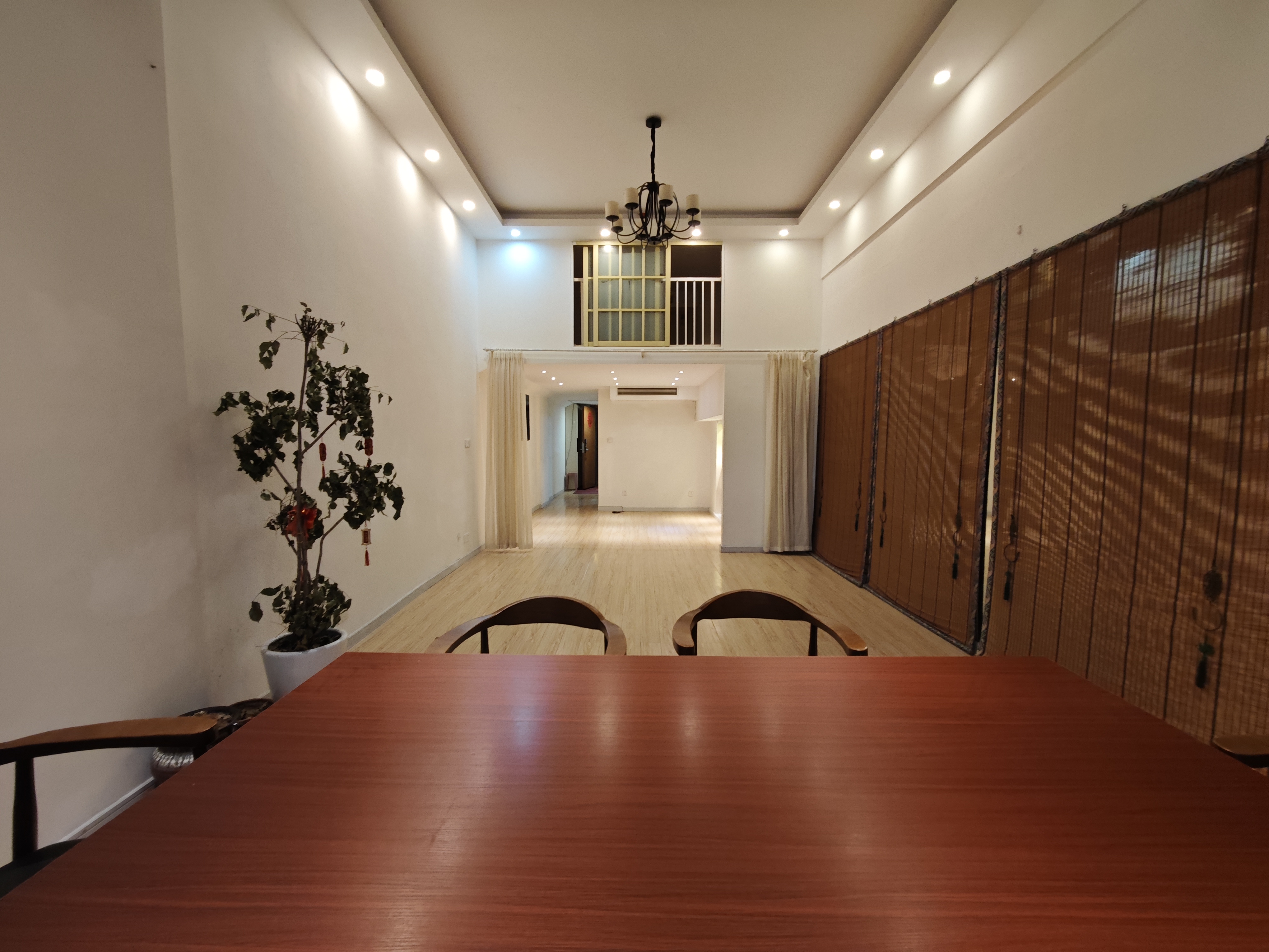 光新万业远景大厦（万业新阶）104平米写字楼出租