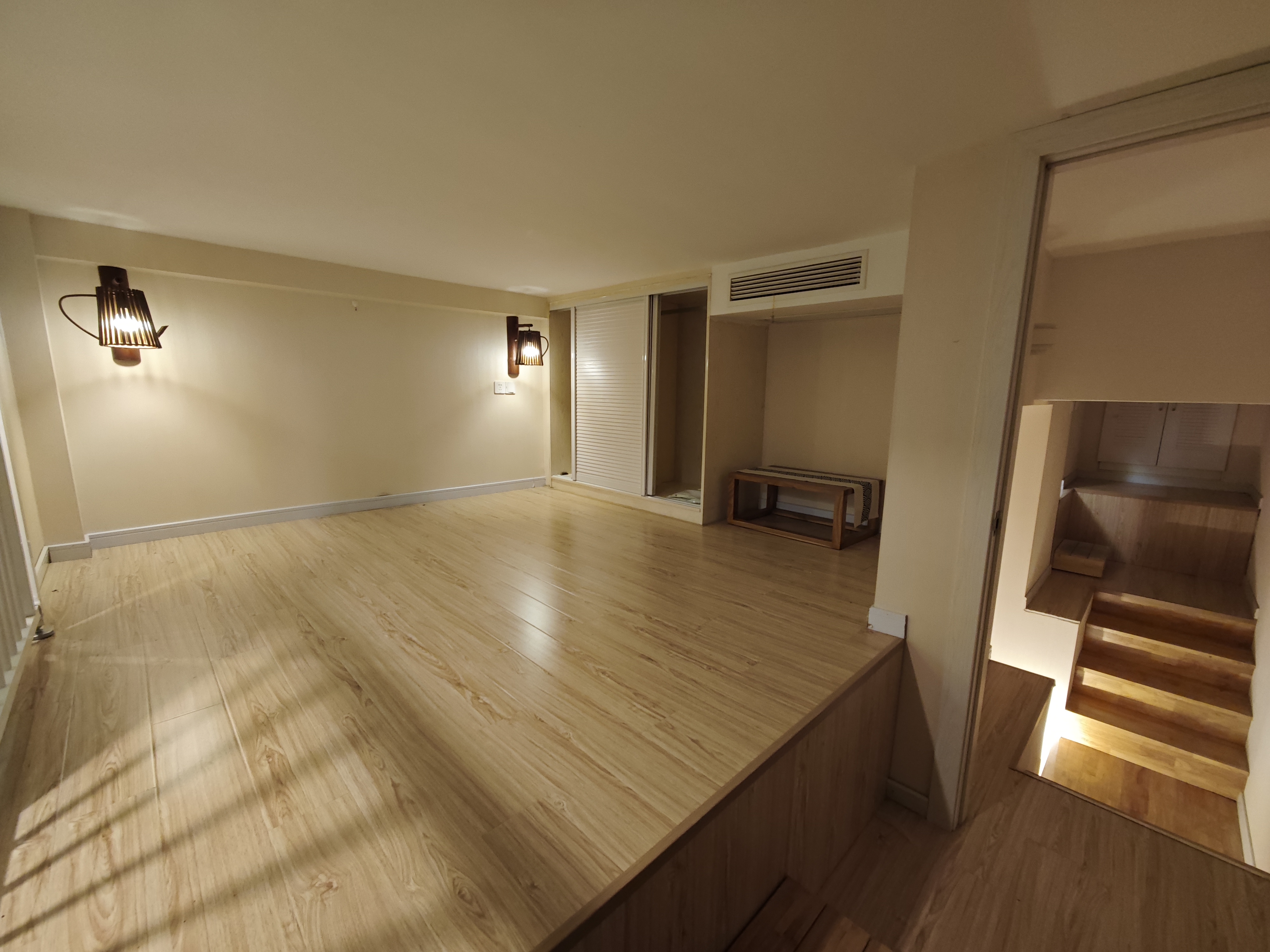 光新万业远景大厦（万业新阶）104平米写字楼出租