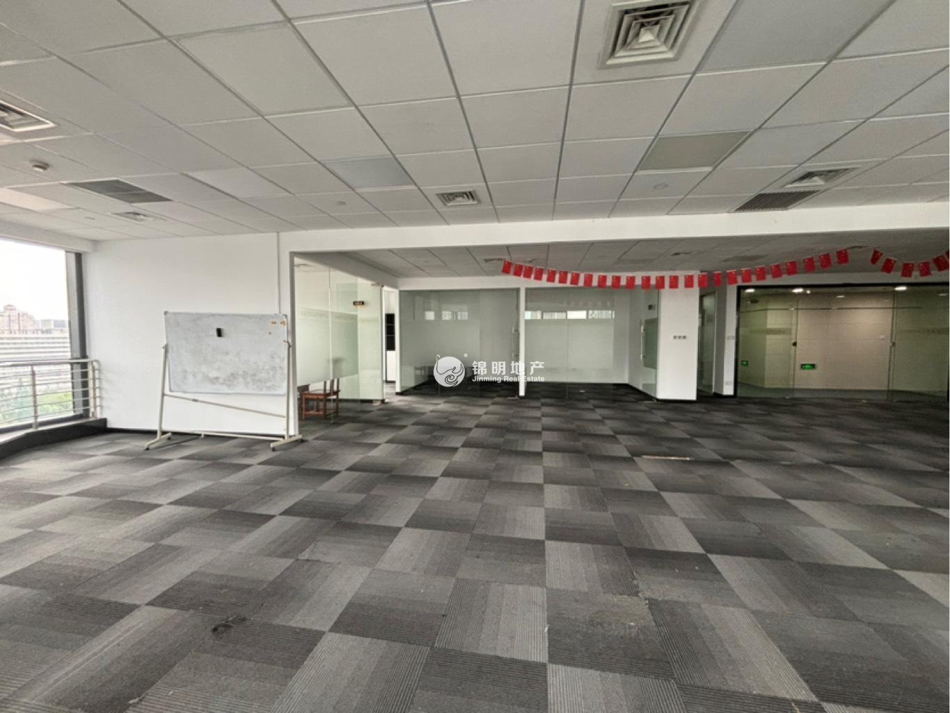 曹杨绿地和创大厦246平米写字楼出租