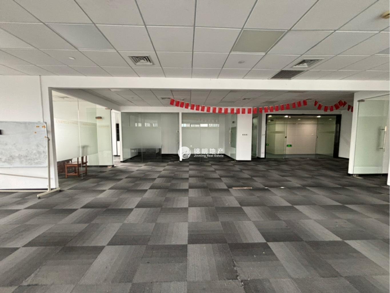 曹杨绿地和创大厦246平米写字楼出租