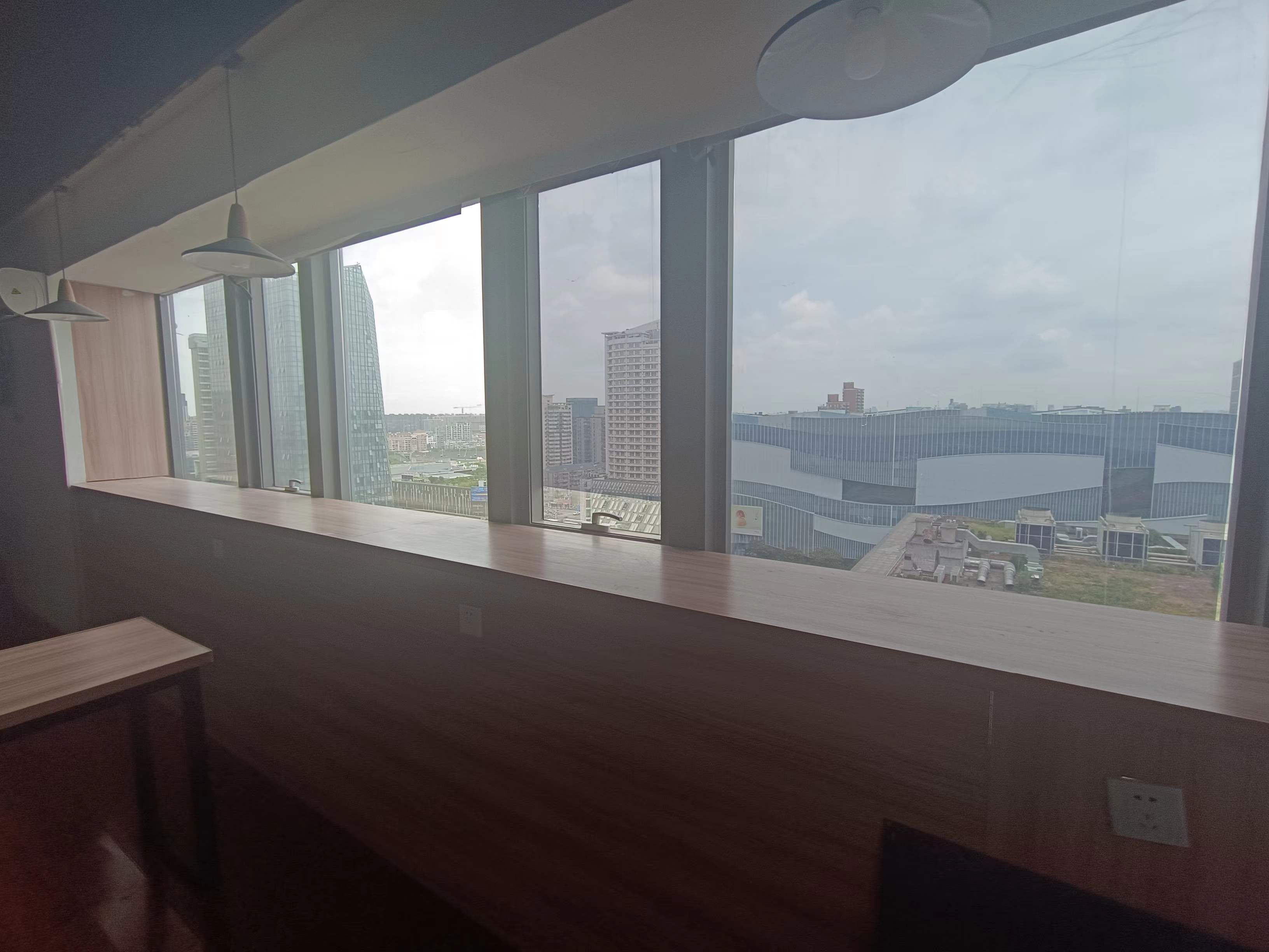 五角场五角场万达广场81平米写字楼出租