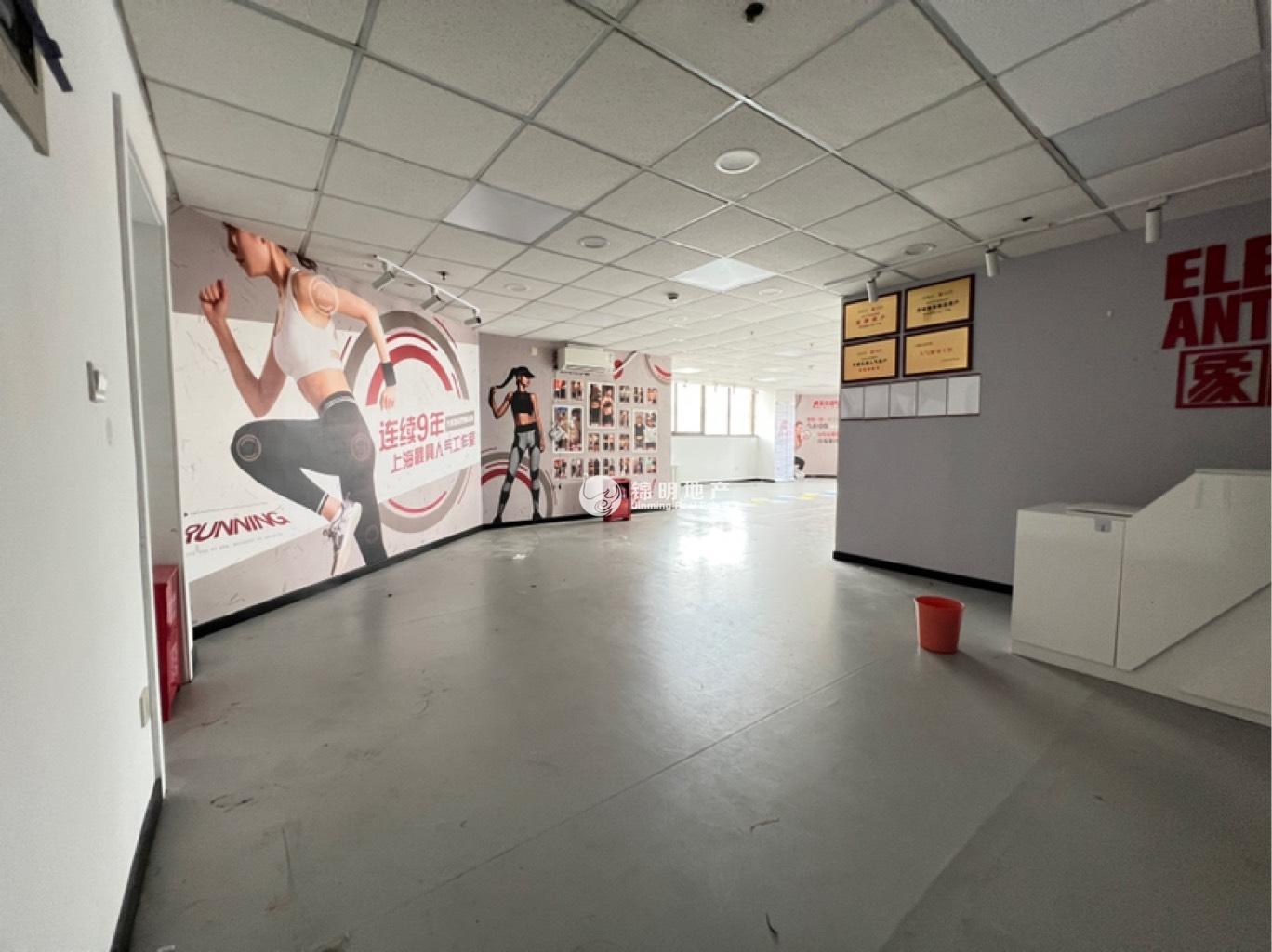 打浦桥宝鼎大厦220平米写字楼出租