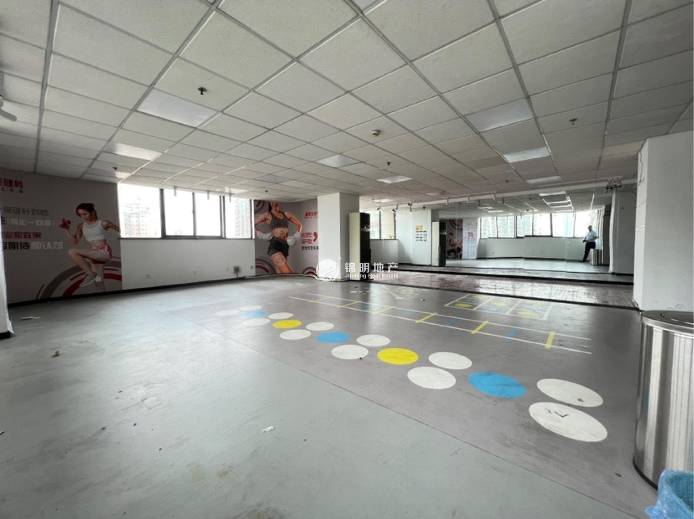 打浦桥宝鼎大厦220平米写字楼出租