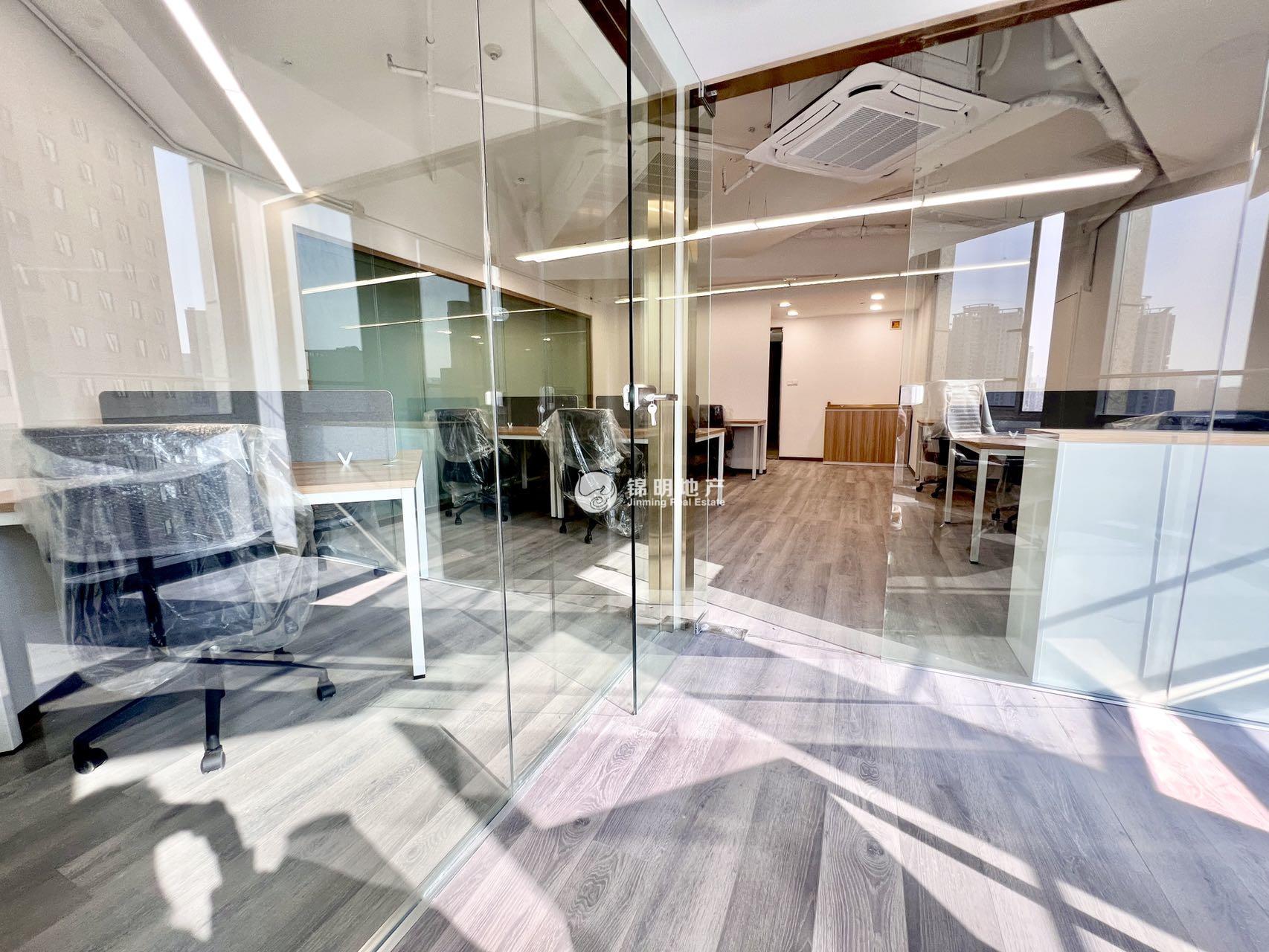徐家汇中金国际广场138平米写字楼出租