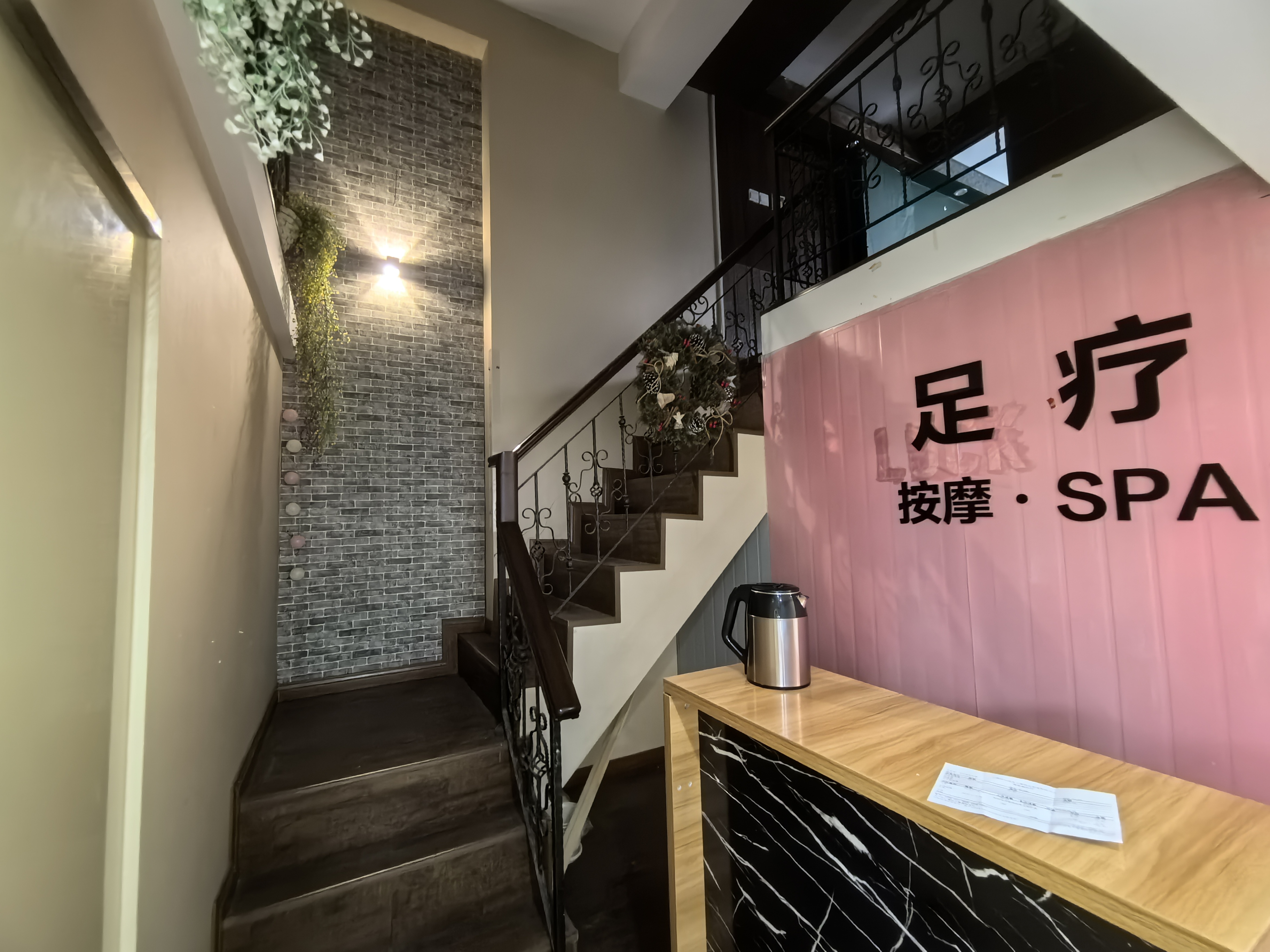 长寿路圣天地商务楼72平米写字楼出租